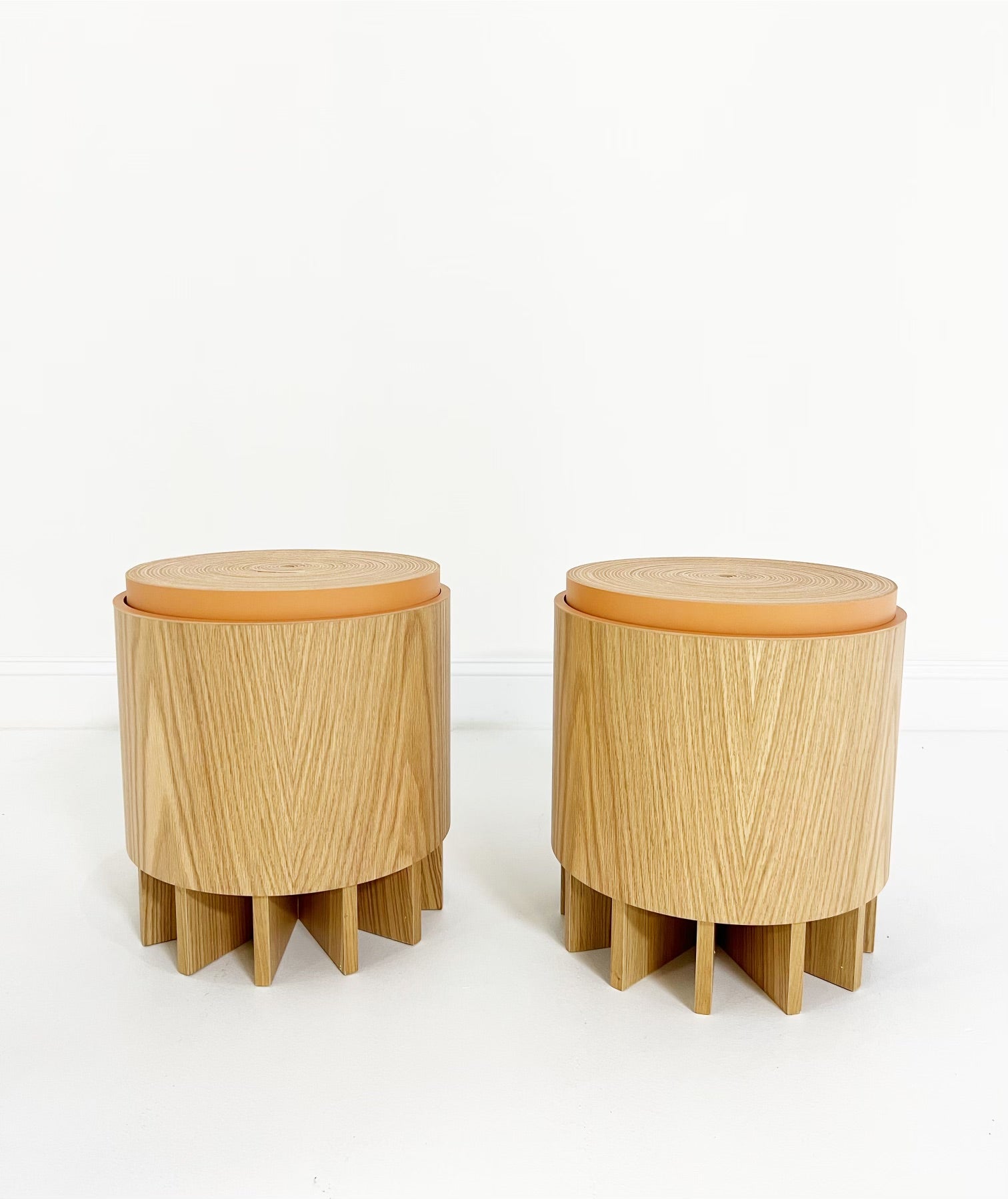 Cruz Stool