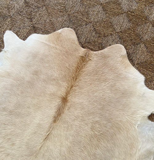 Brazilian Cowhide Rug, Palomino, No. 6