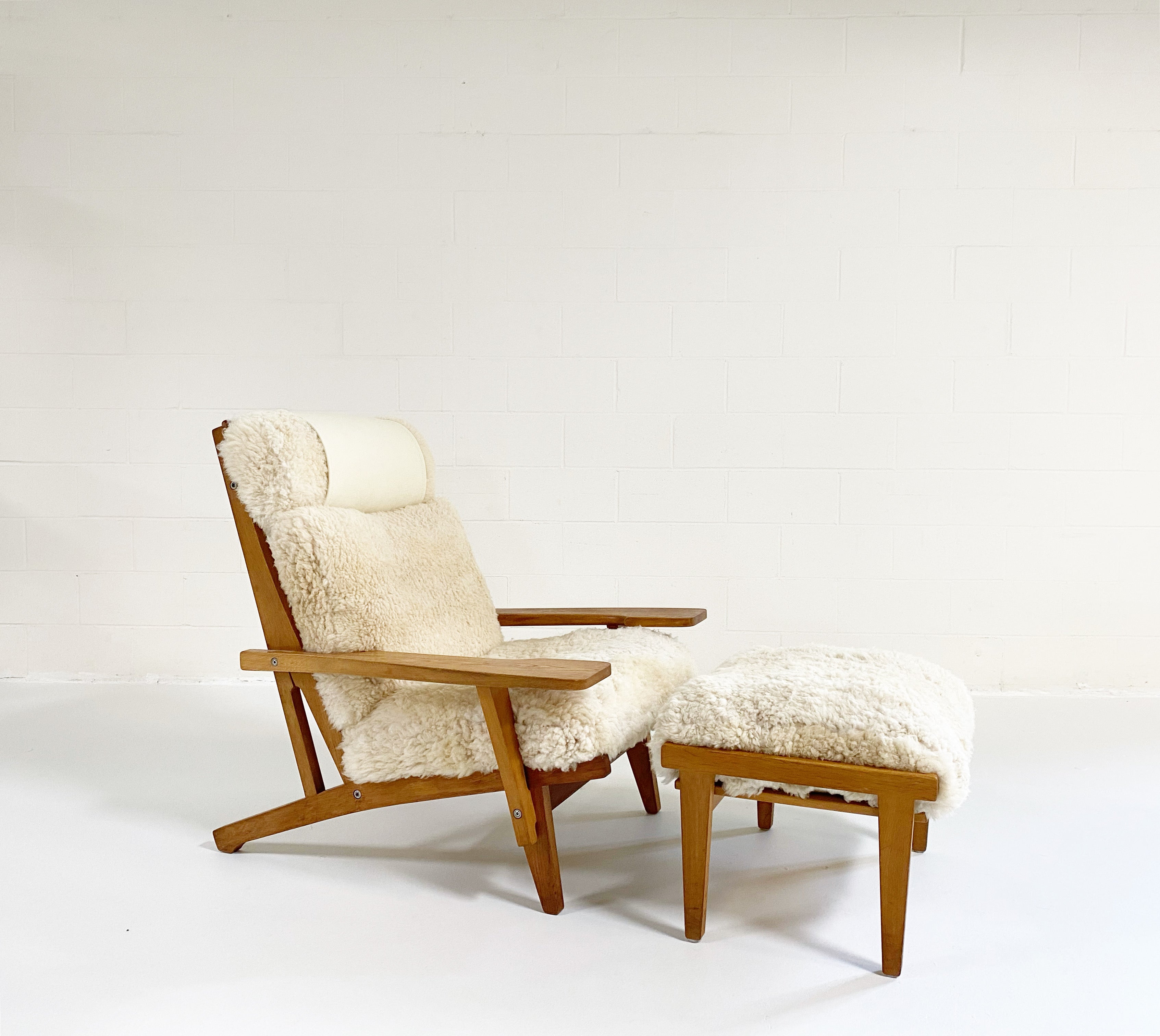 Model GE 375 Paddle Chair and Ottoman in California Sheepskin