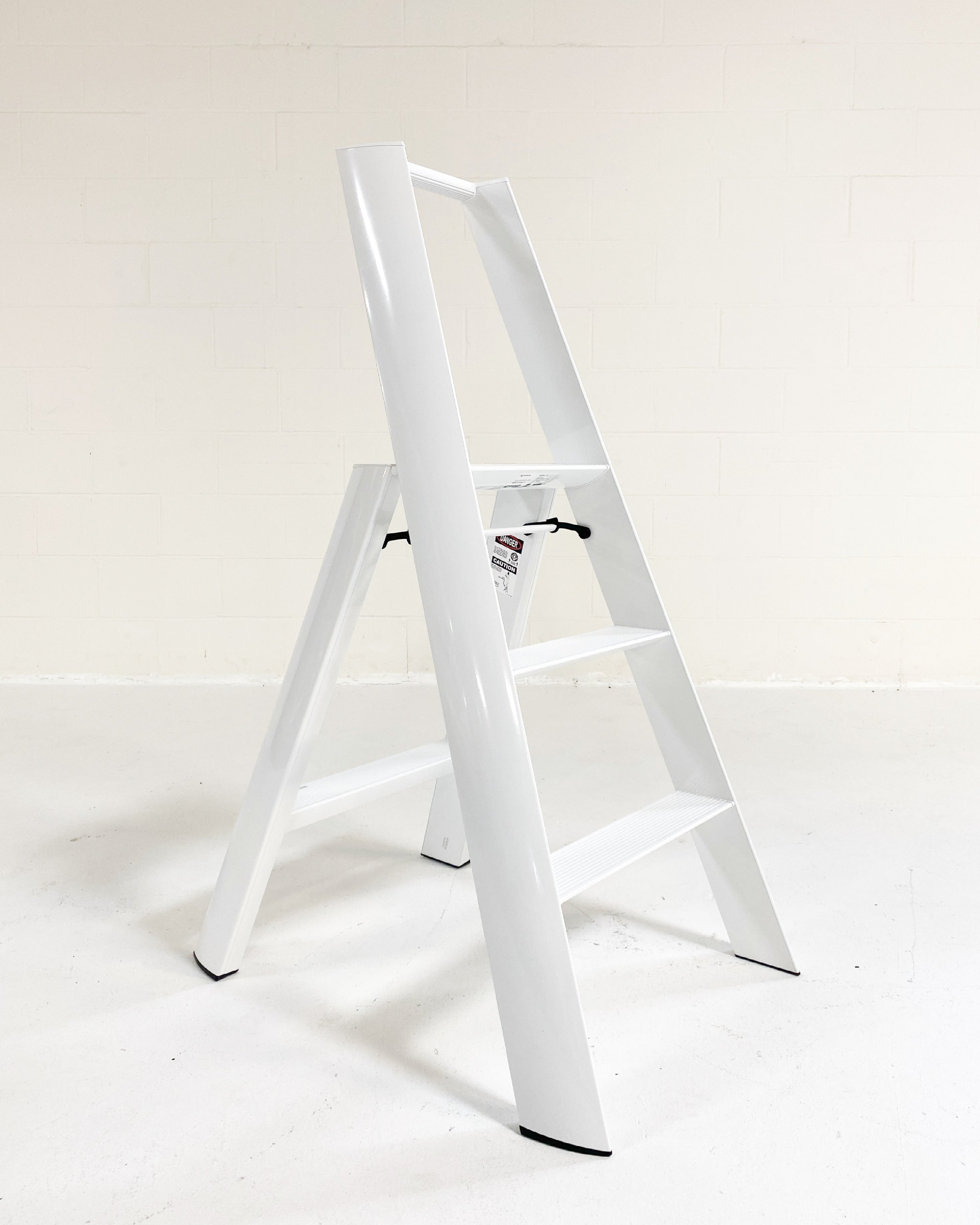 Lucano Wide 3-Step Ladder - White
