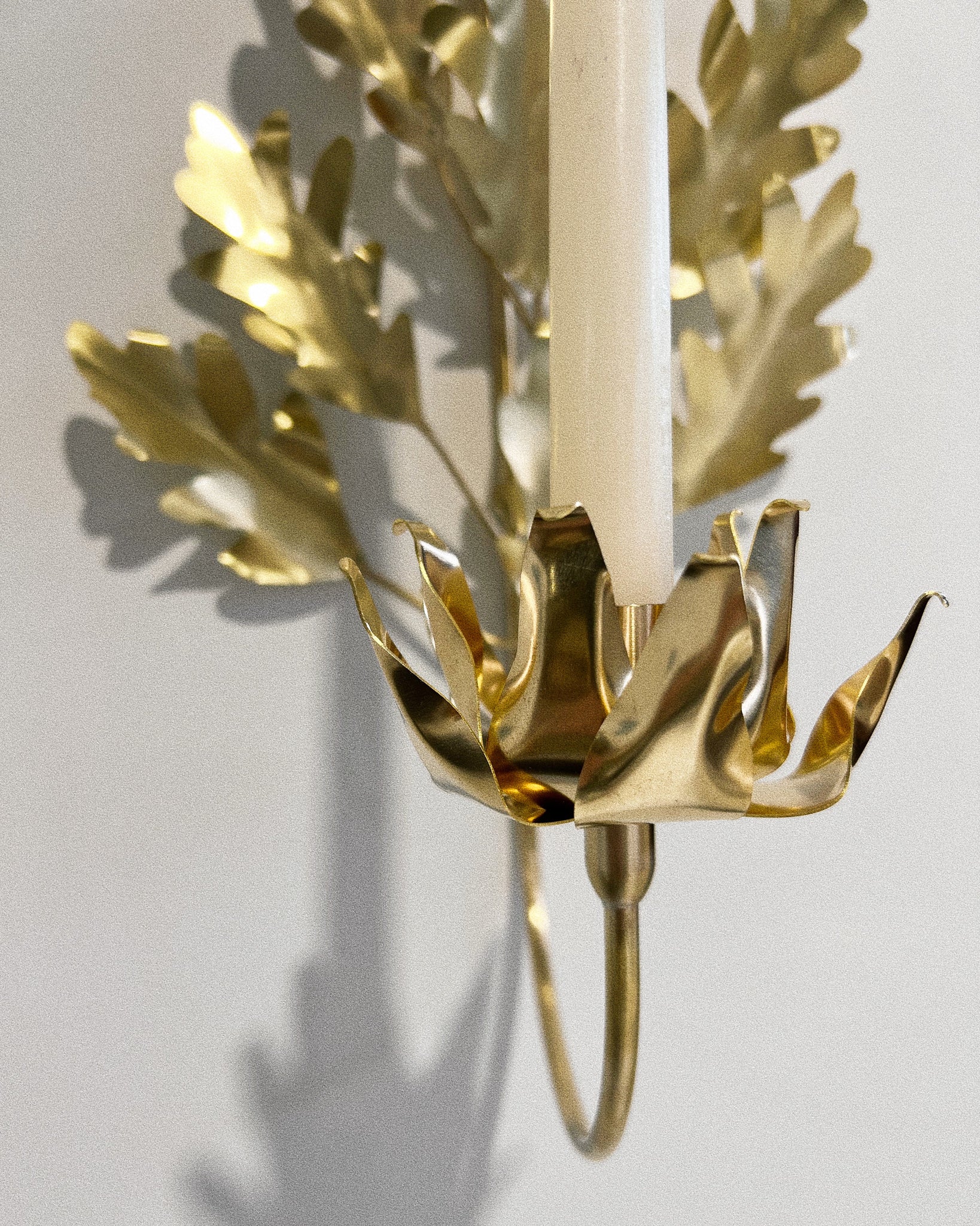 Oak Leaf Single Candle Sconce