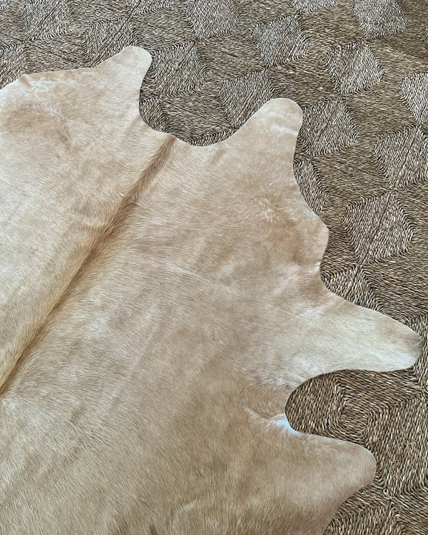 Brazilian Cowhide Rug, Palomino, No. 14