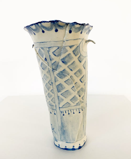 Garden Trellis Vase. - FORSYTH