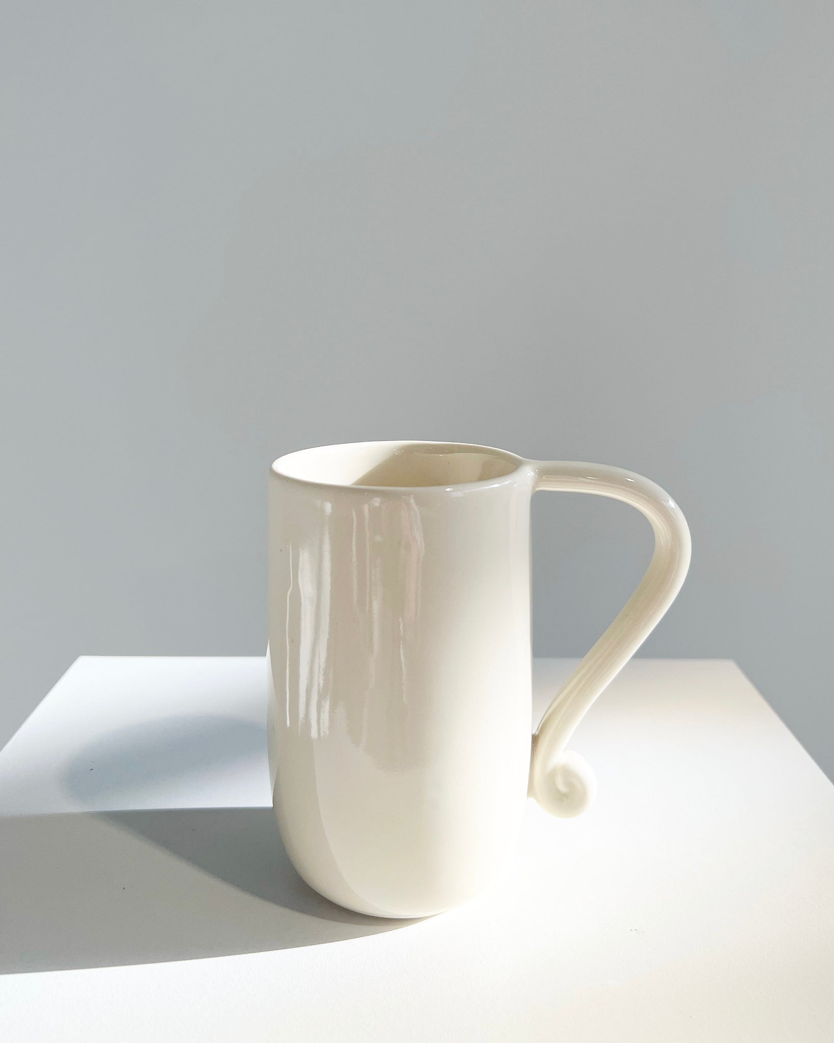 Florentine Mug - Glossy Creme