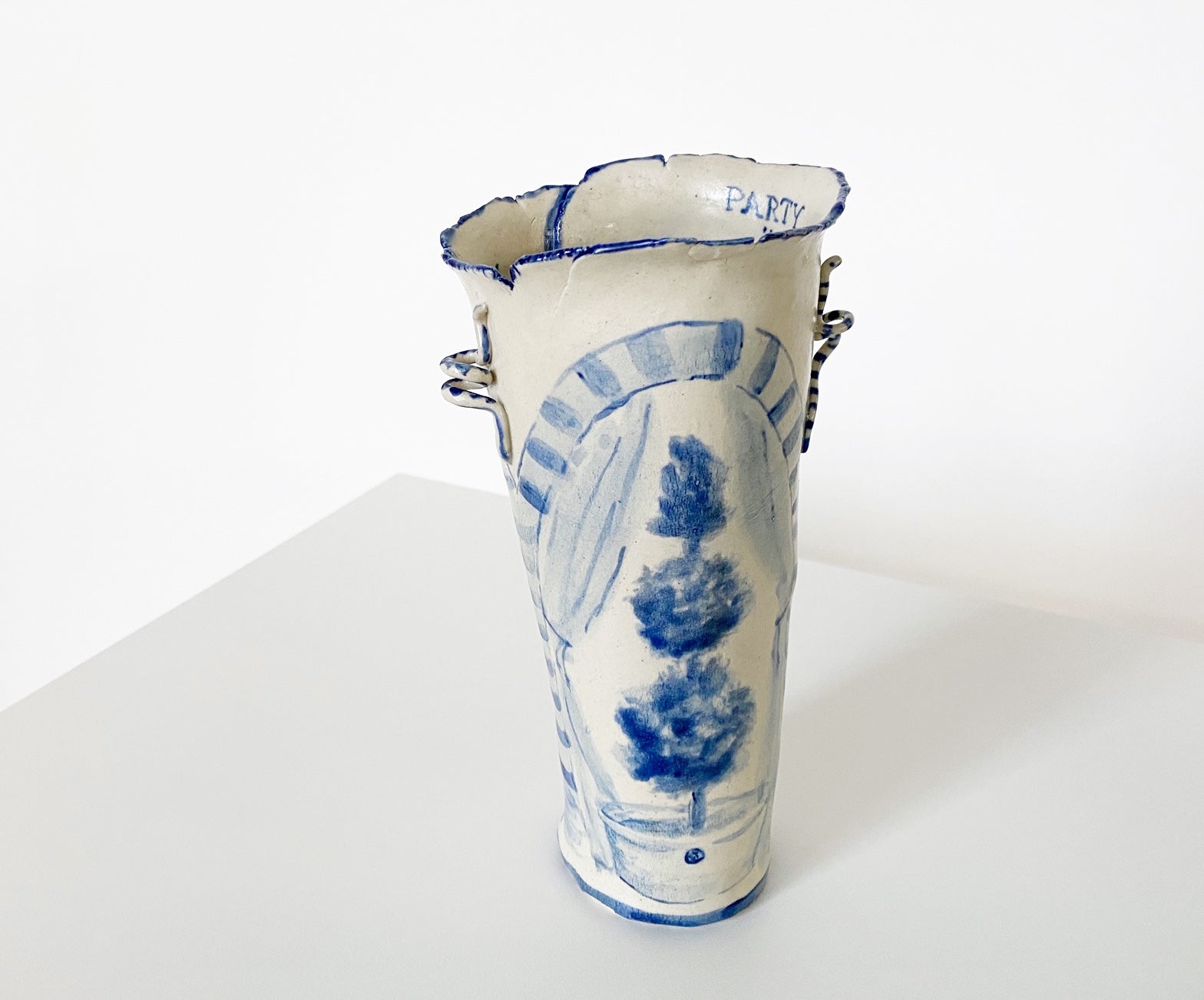 Garden Party Vase. - FORSYTH