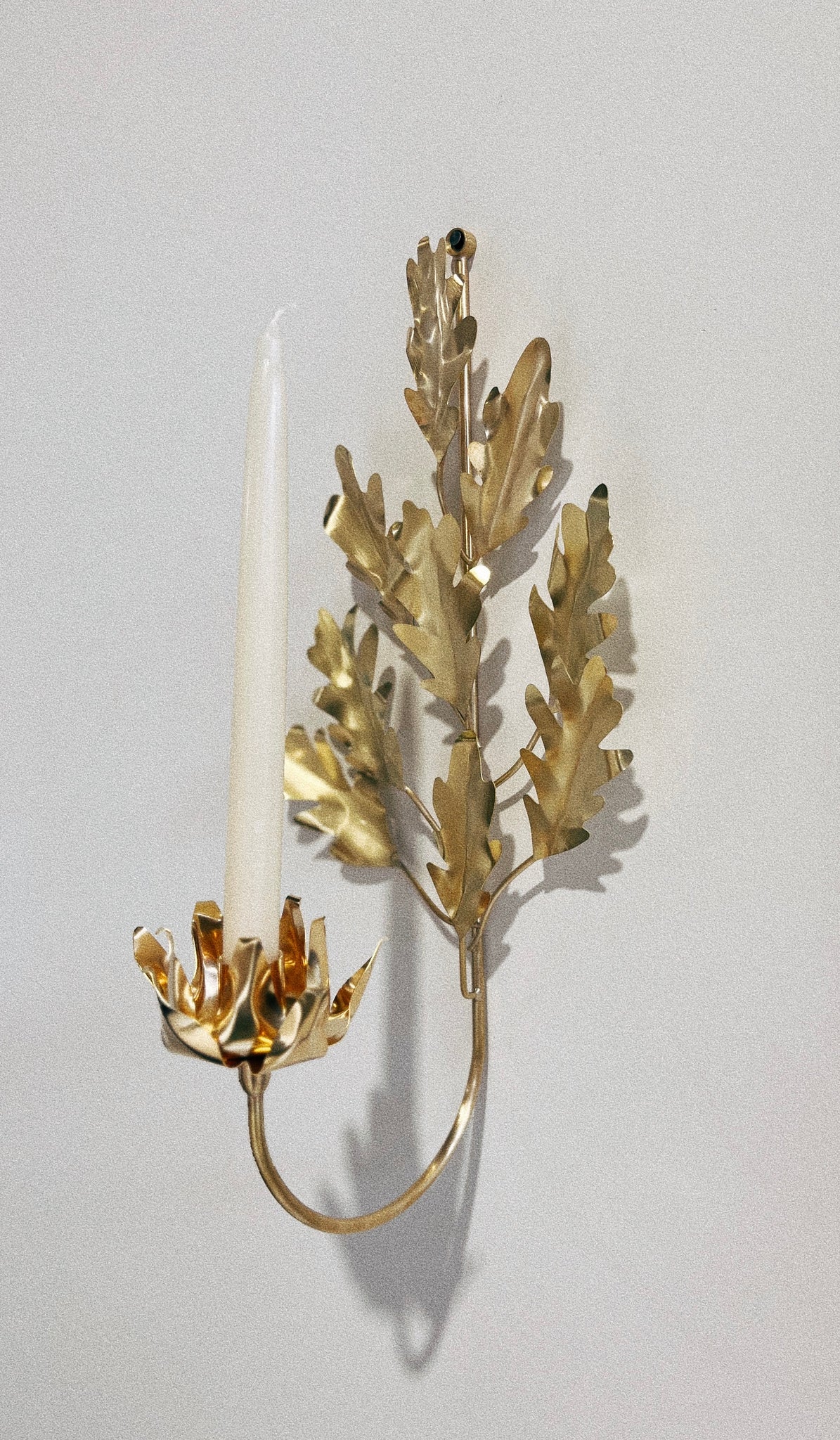 Oak Leaf Single Candle Sconce