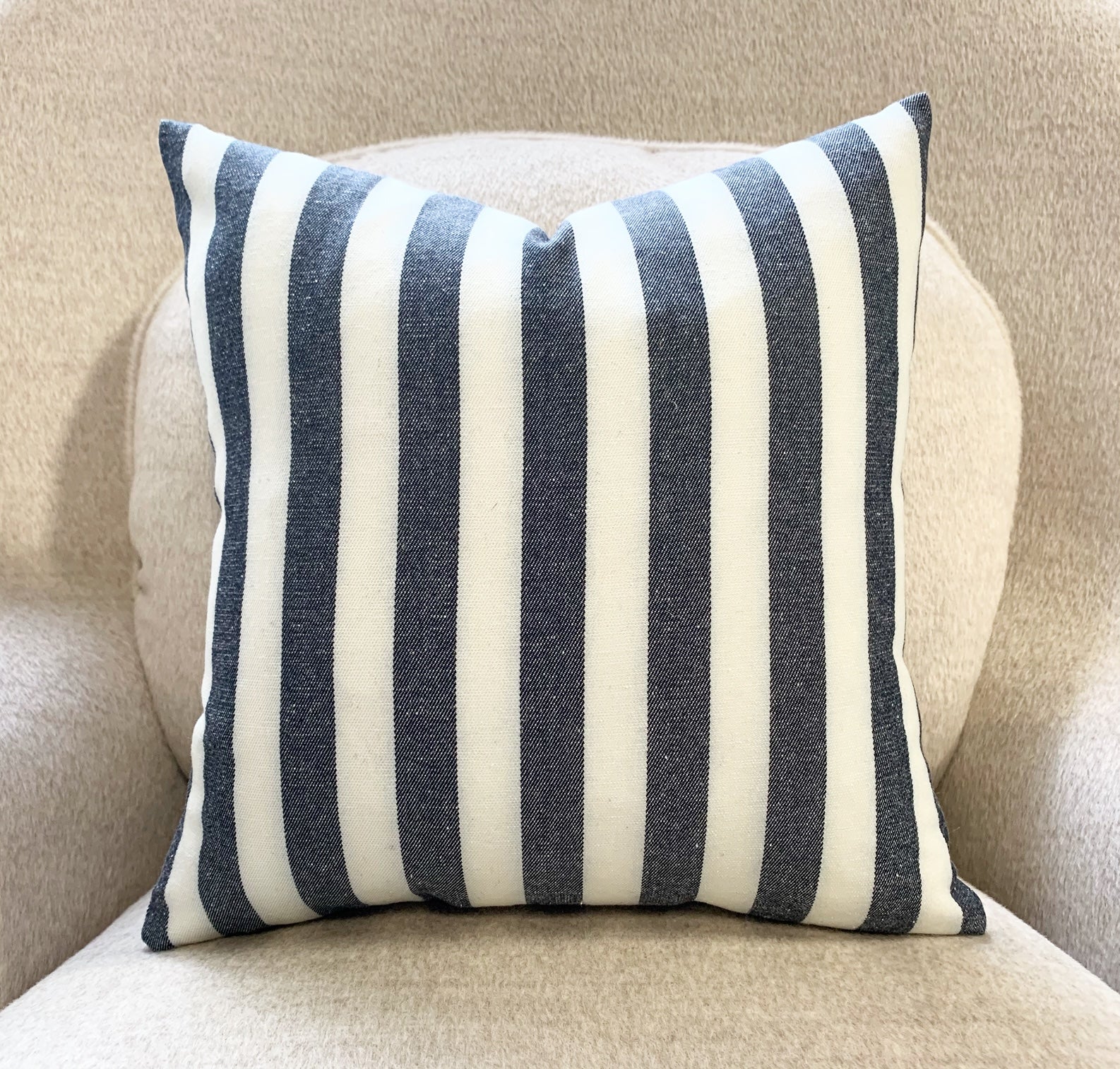 Pillow, 14" - FORSYTH