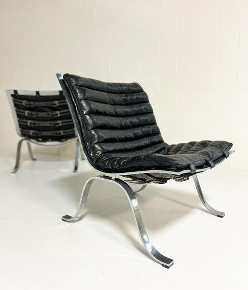 Ariet Lounge Chairs, Pair