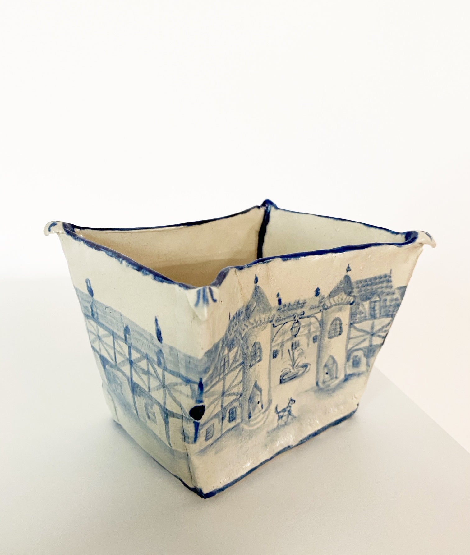 Dog Crossing Vase. - FORSYTH