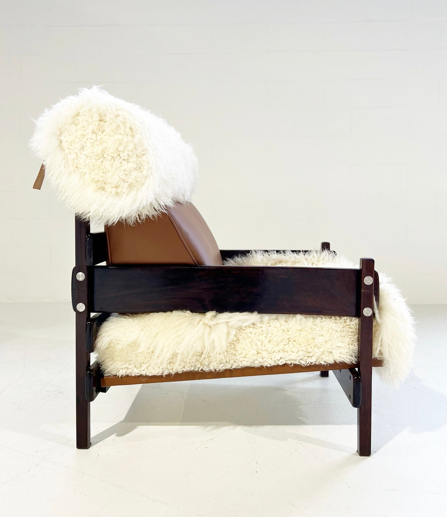 Tonico Chair in Gotland Sheepskin and Loro Piana Leather