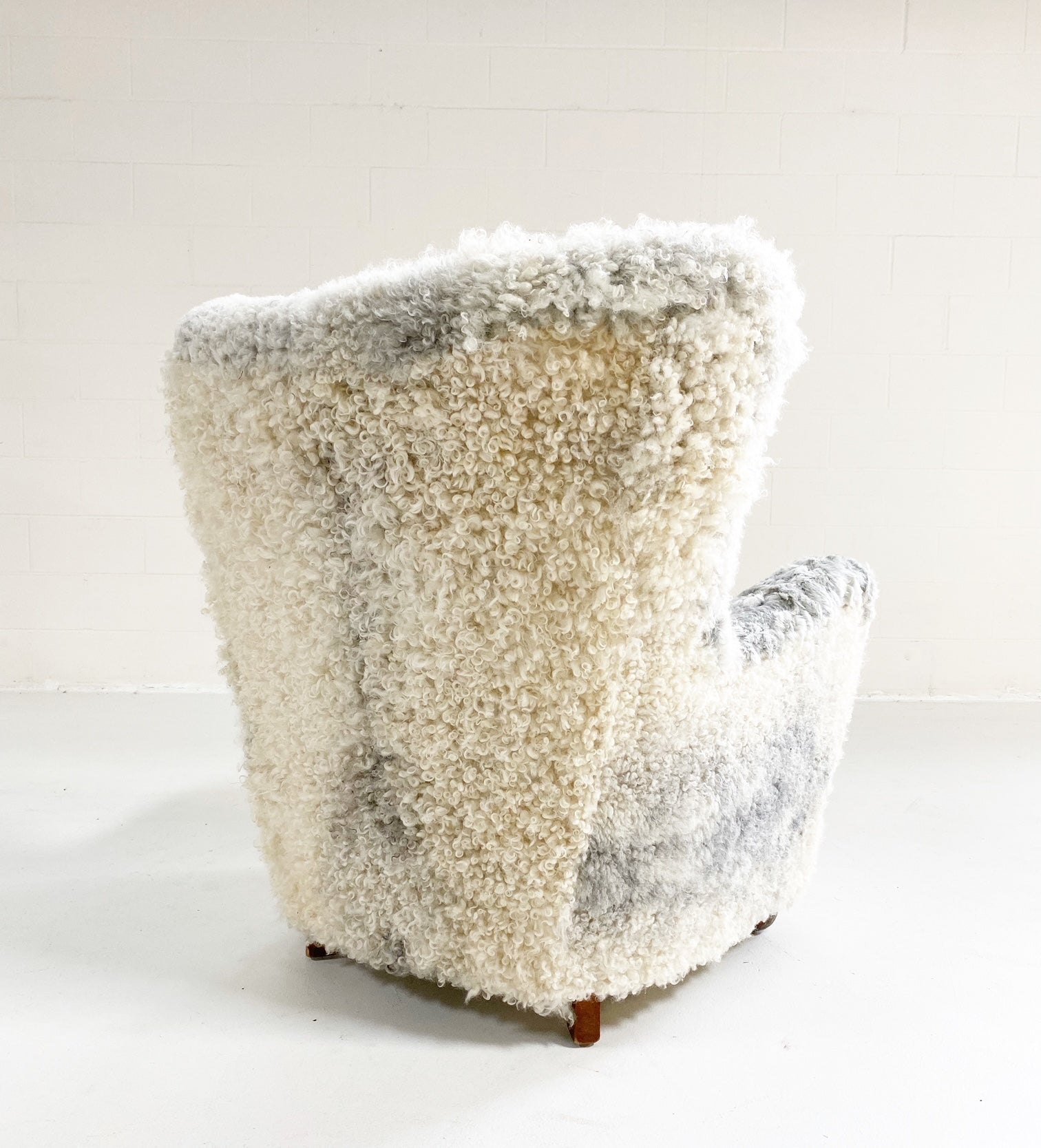 Lounge Chair in Gotland Sheepskin