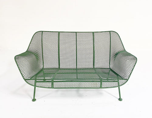 Sculptura Settee