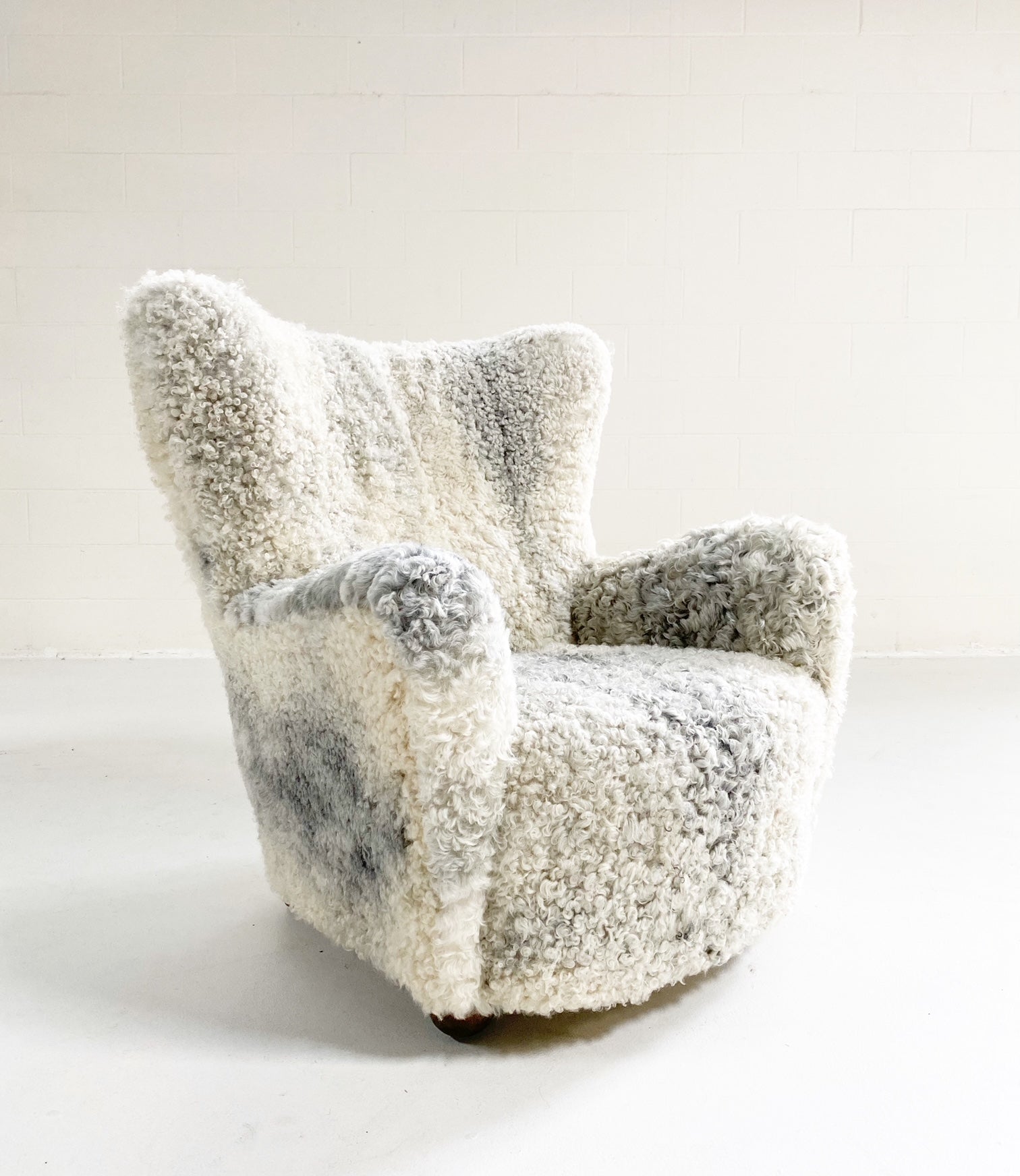 Lounge Chair in Gotland Sheepskin