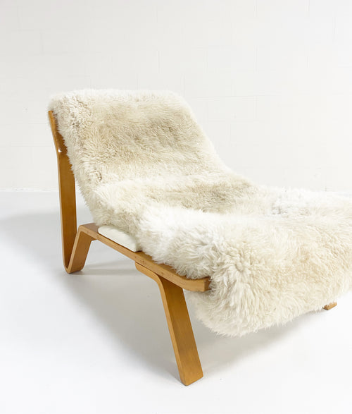 Suspension Chair in California Sheepskin and Leather