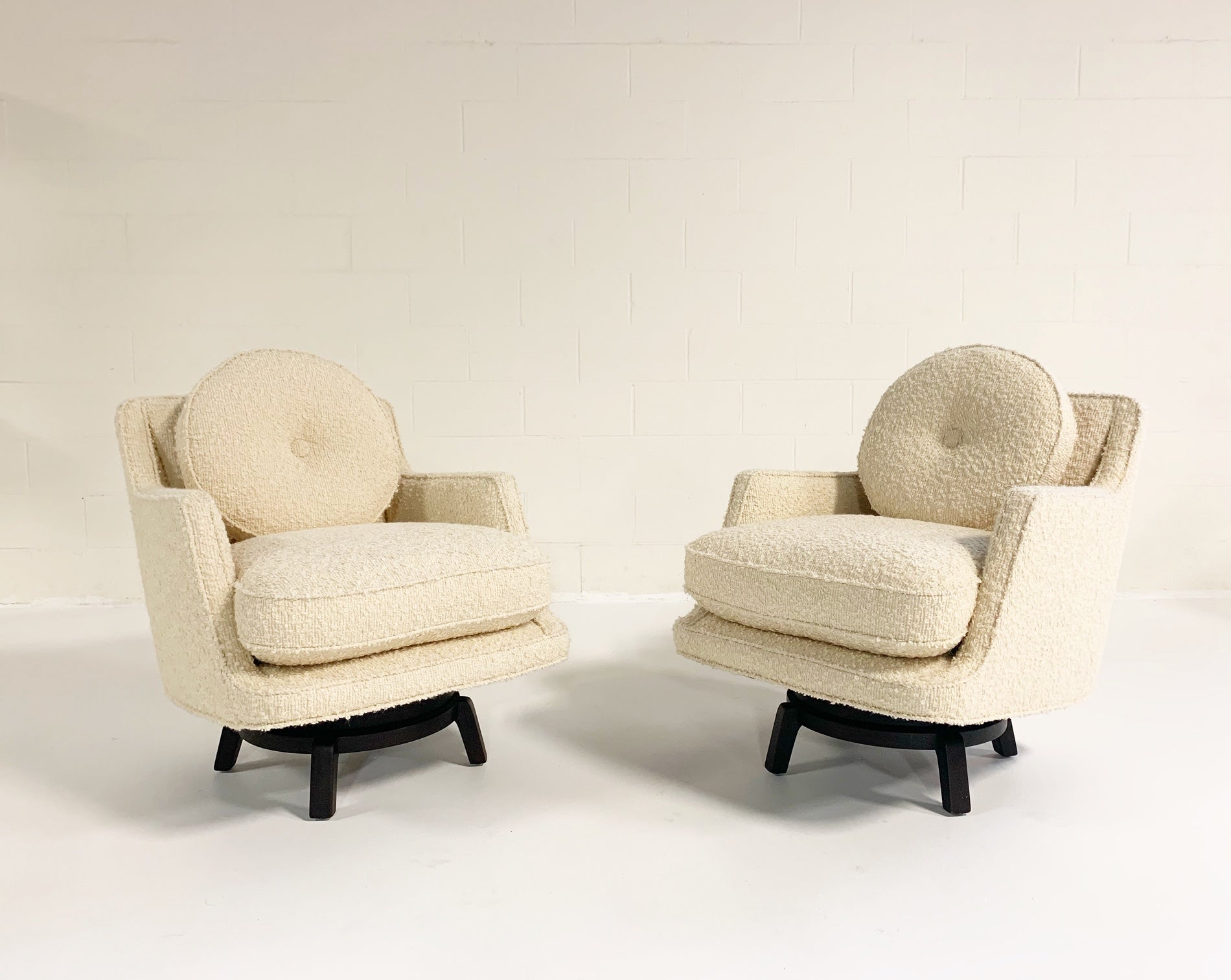Model 5609 Swivel Lounge Chairs in Schumacher Boucle, Pair - FORSYTH