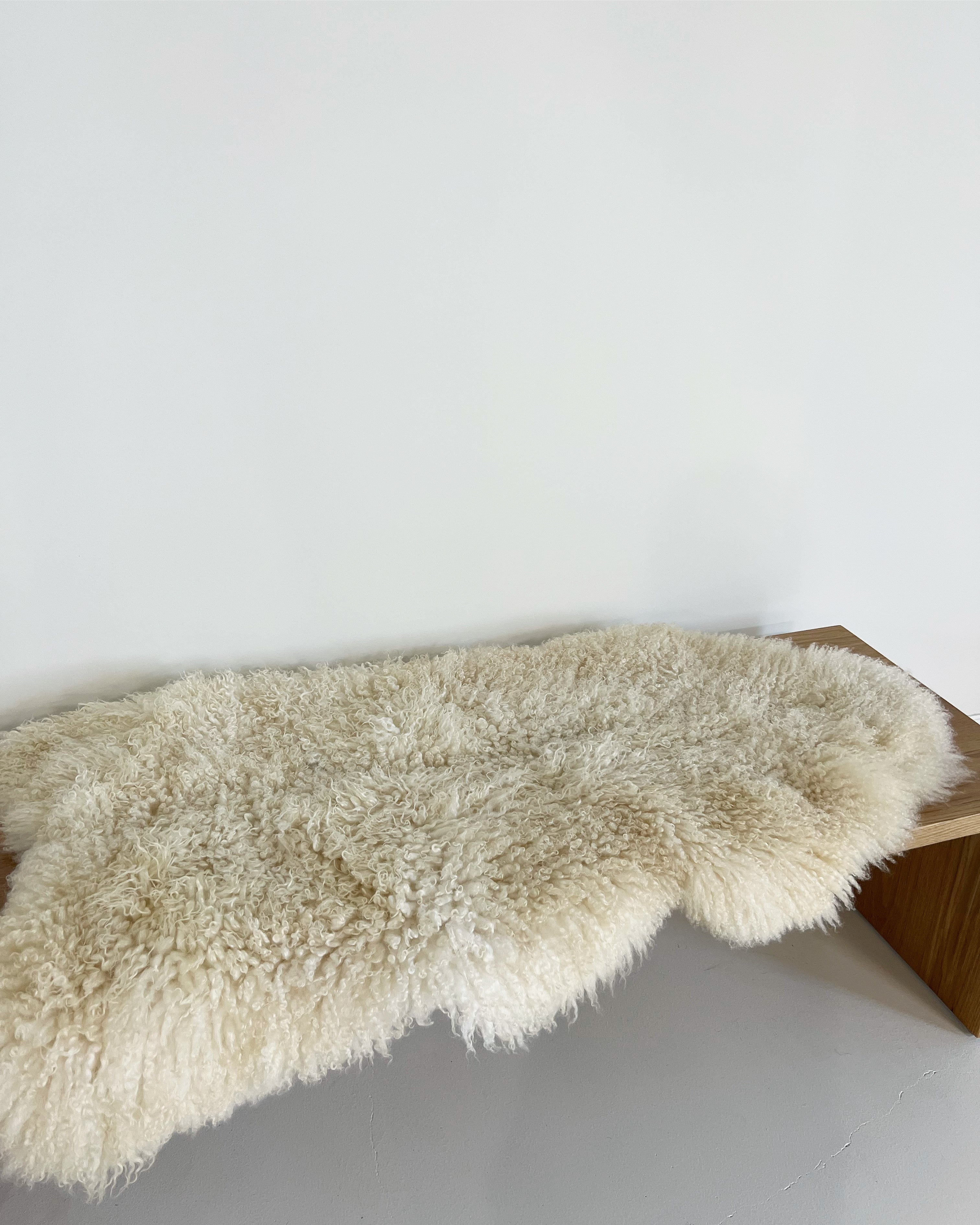 Gotland Sheepskin Rug - Ivory