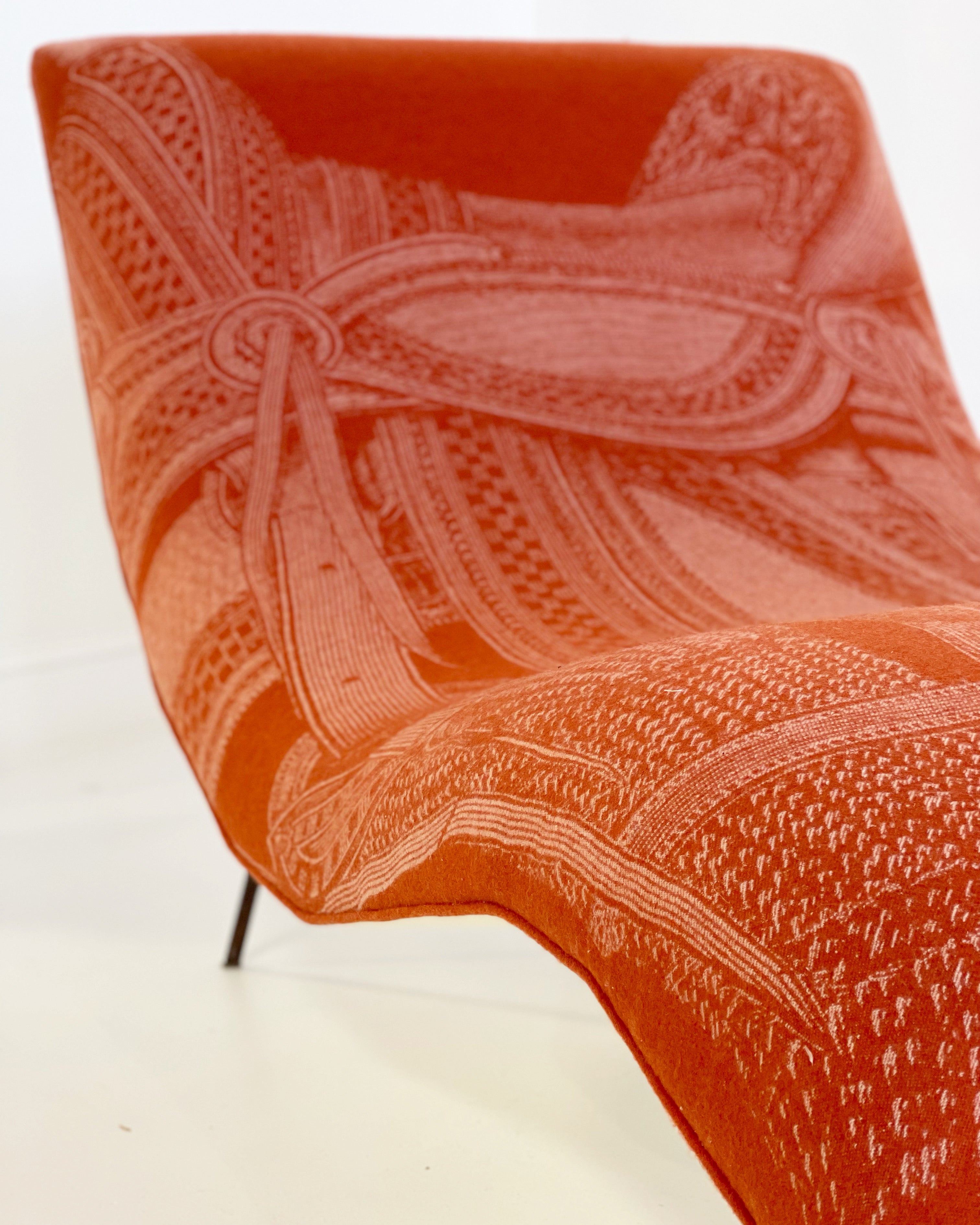 Wave Chaise Lounge in Hermès Blanket and Ivory Leather