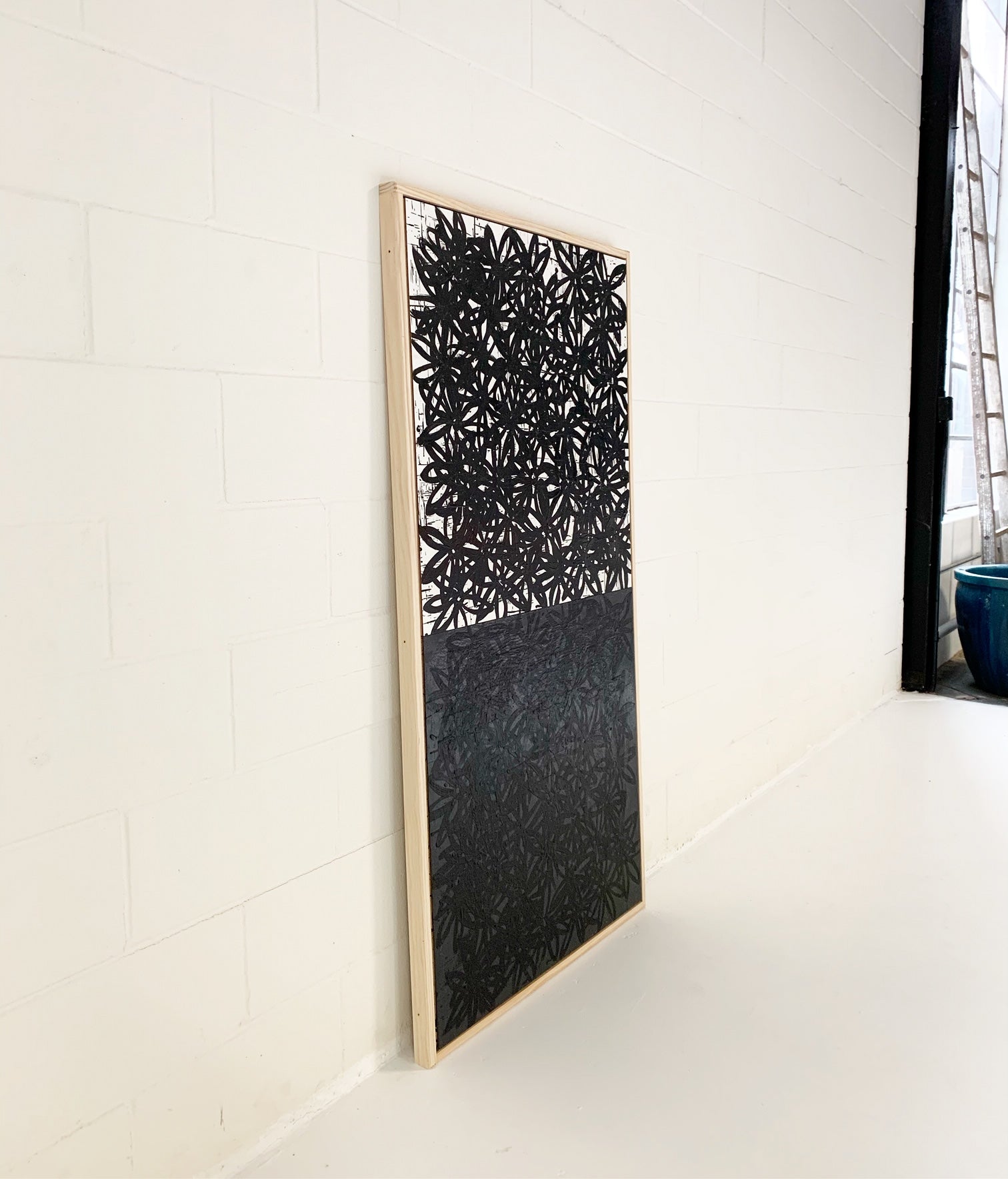 Daisies, White and Black. - FORSYTH