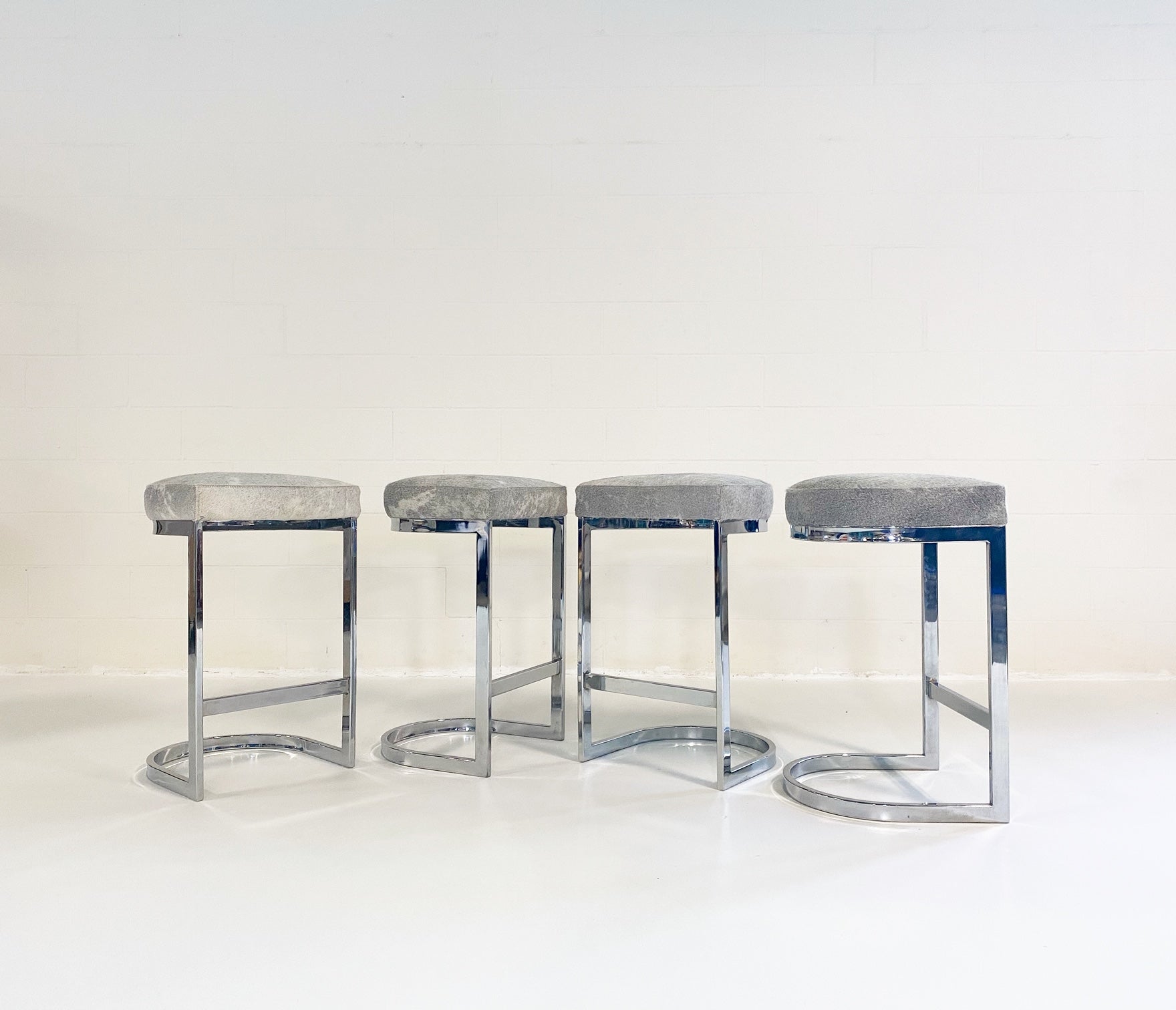 Bar Stools in Brazilian Cowhide, set of 4 - FORSYTH