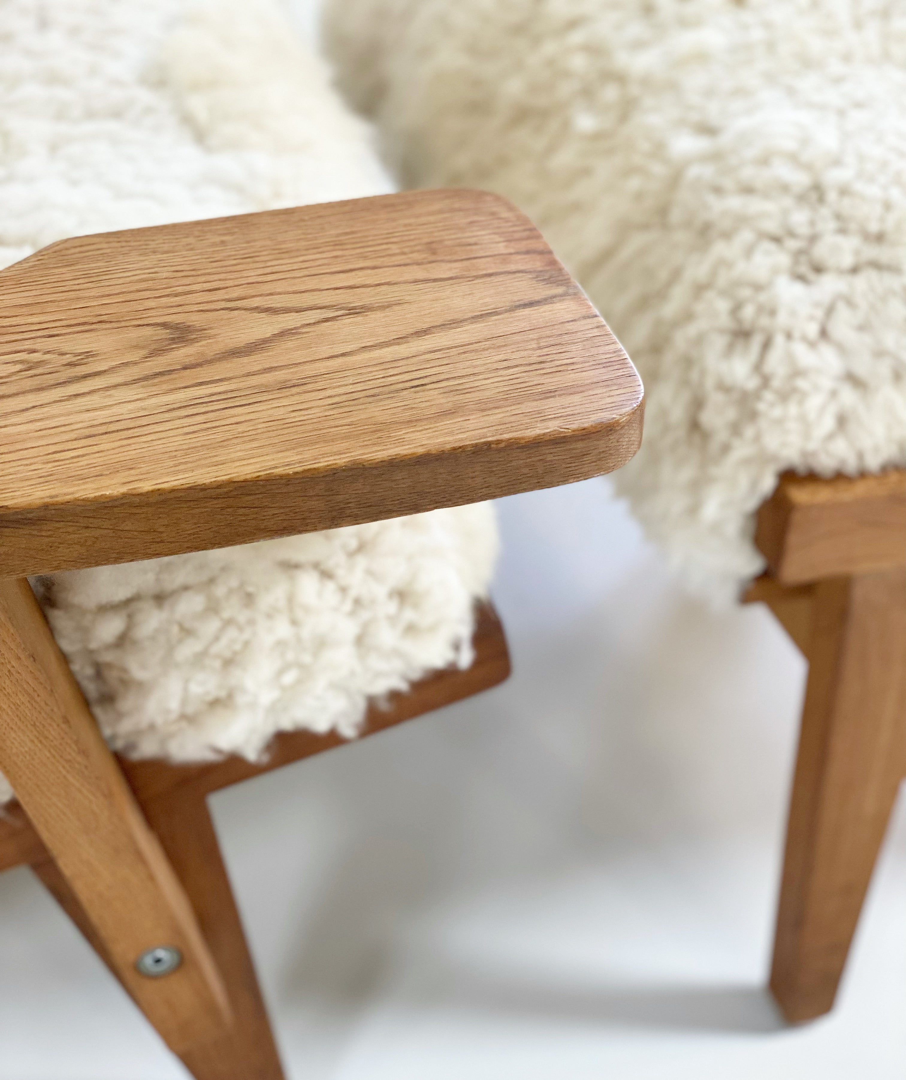 Model GE 375 Paddle Chair and Ottoman in California Sheepskin