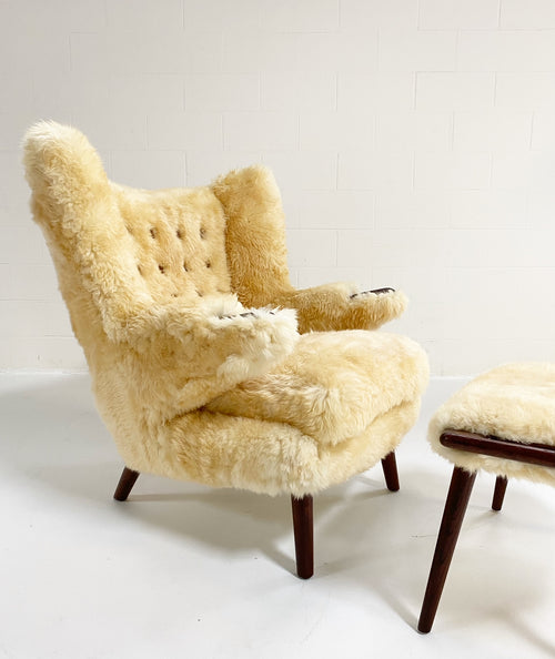 Papa Bear Chair with Ottoman in Sheepskin