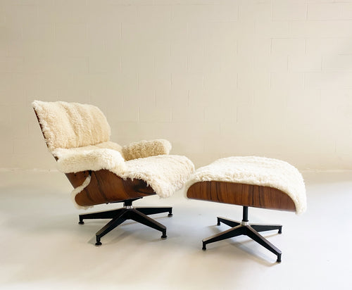 670 Lounge Chair and 671 Ottoman in California Sheepskin
