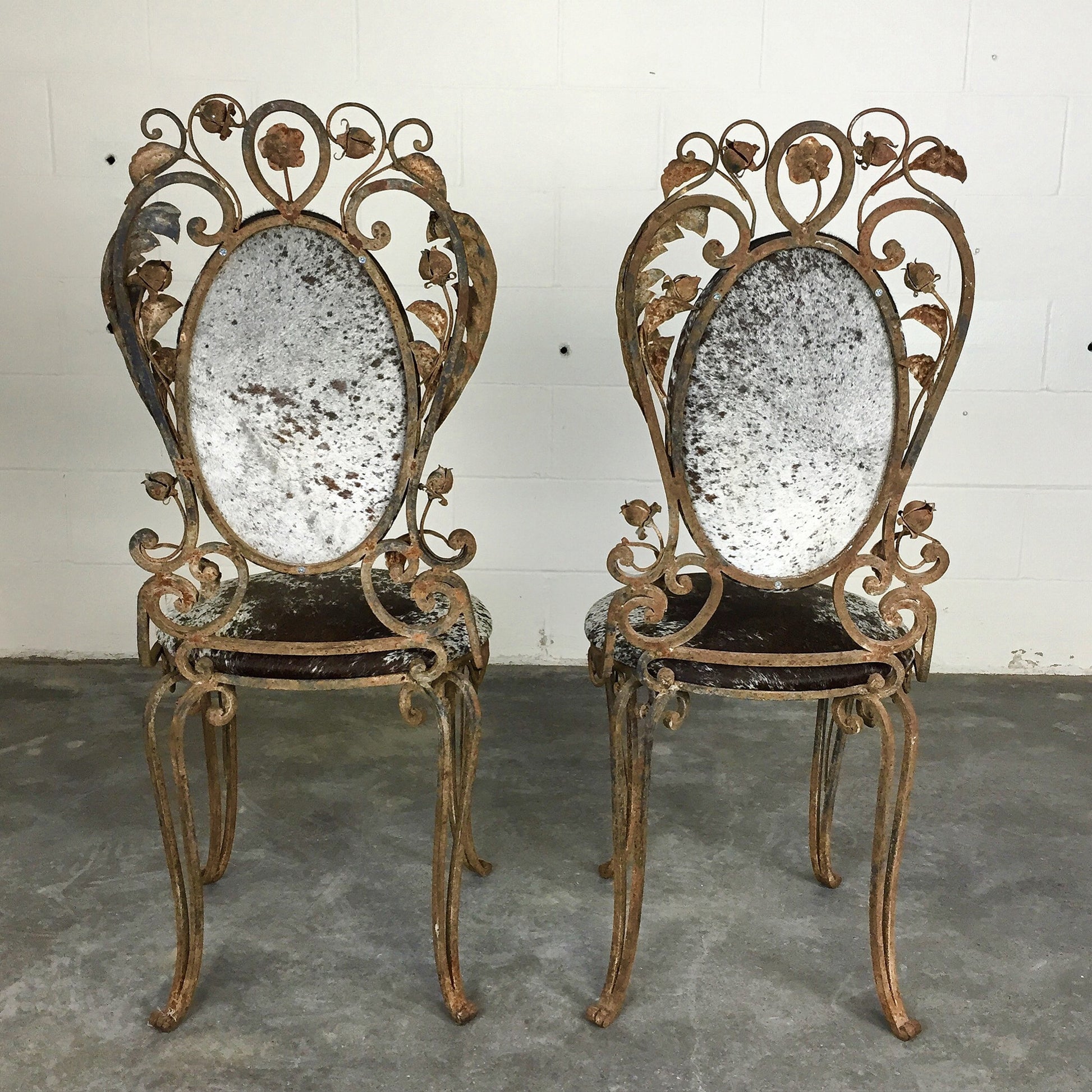 Iron Garden Chairs in Brazilian Cowhide - FORSYTH