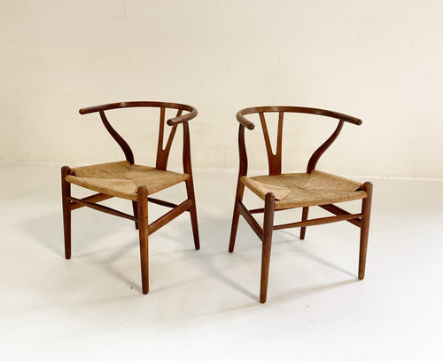 Model CH24 Wishbone Chairs, pair - FORSYTH