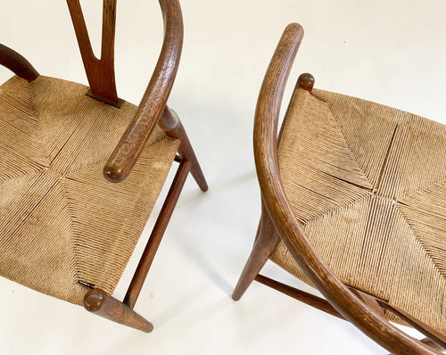 Model CH24 Wishbone Chairs, pair - FORSYTH