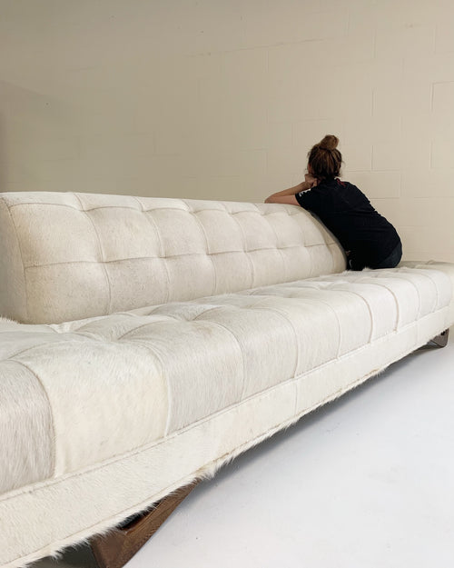 Sofa in Brazilian Cowhide - FORSYTH