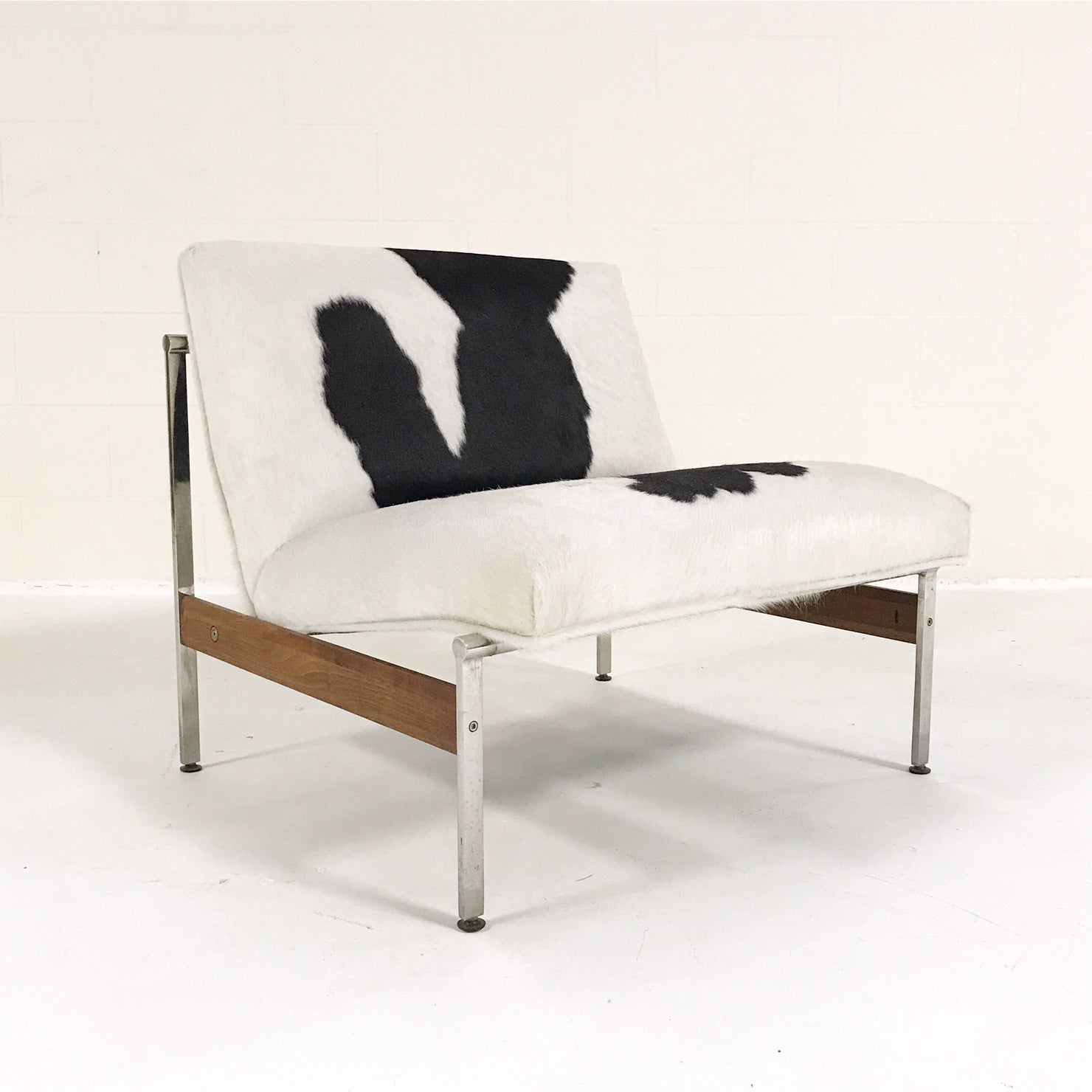 Lounge Chair in Brazilian Cowhide - FORSYTH