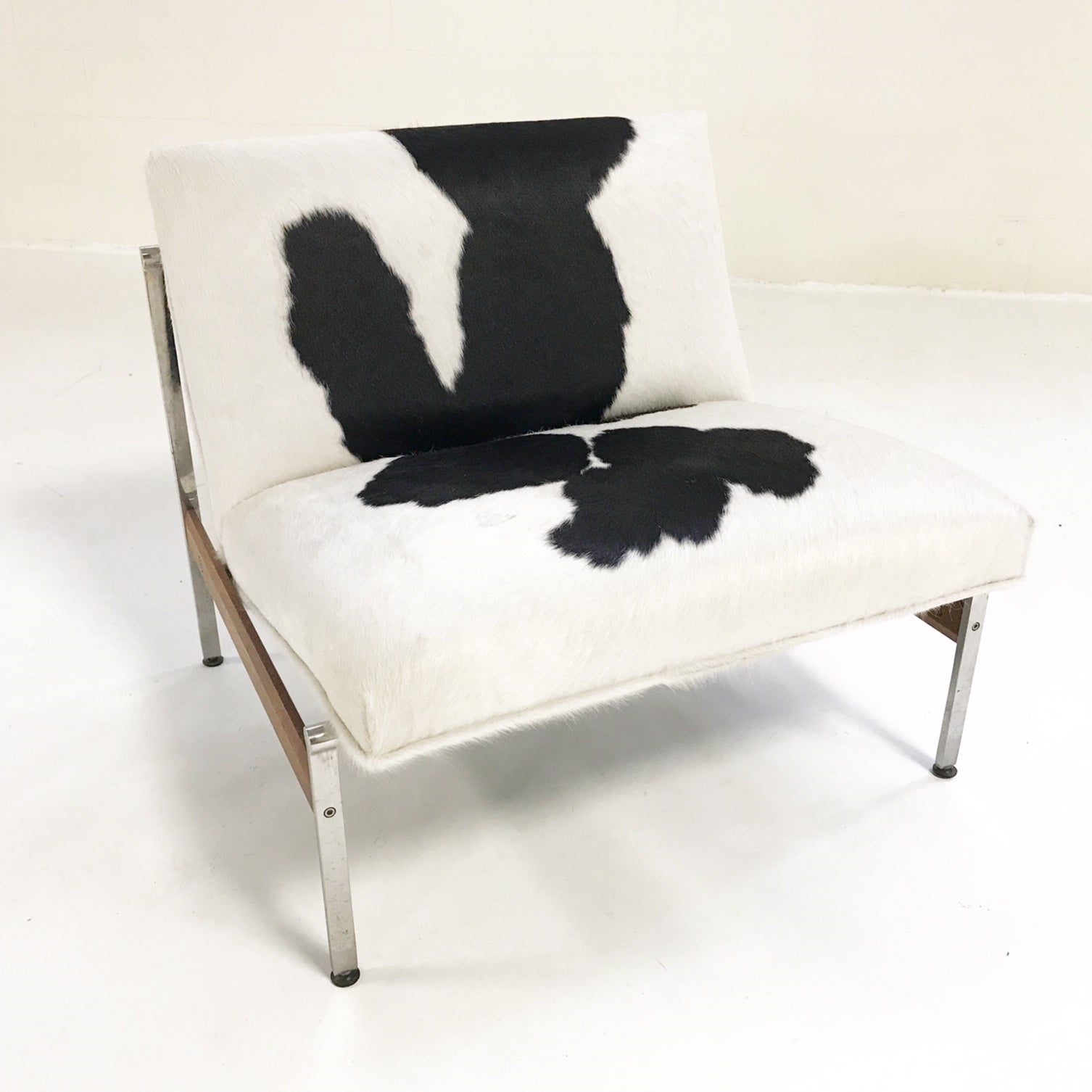 Lounge Chair in Brazilian Cowhide - FORSYTH