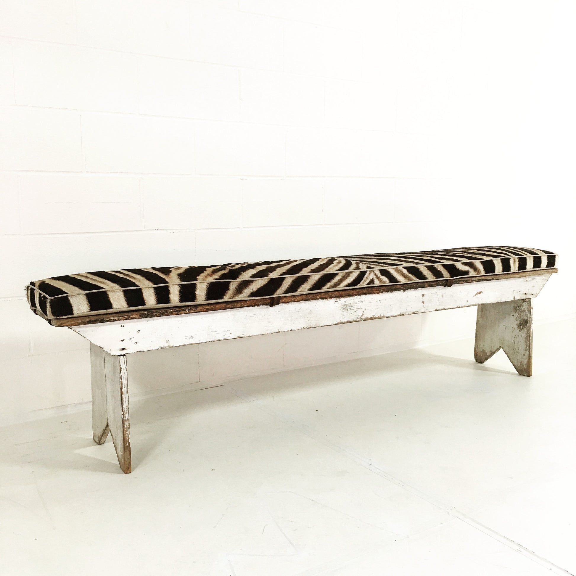 Farmhouse Bench with Zebra Cushion - FORSYTH