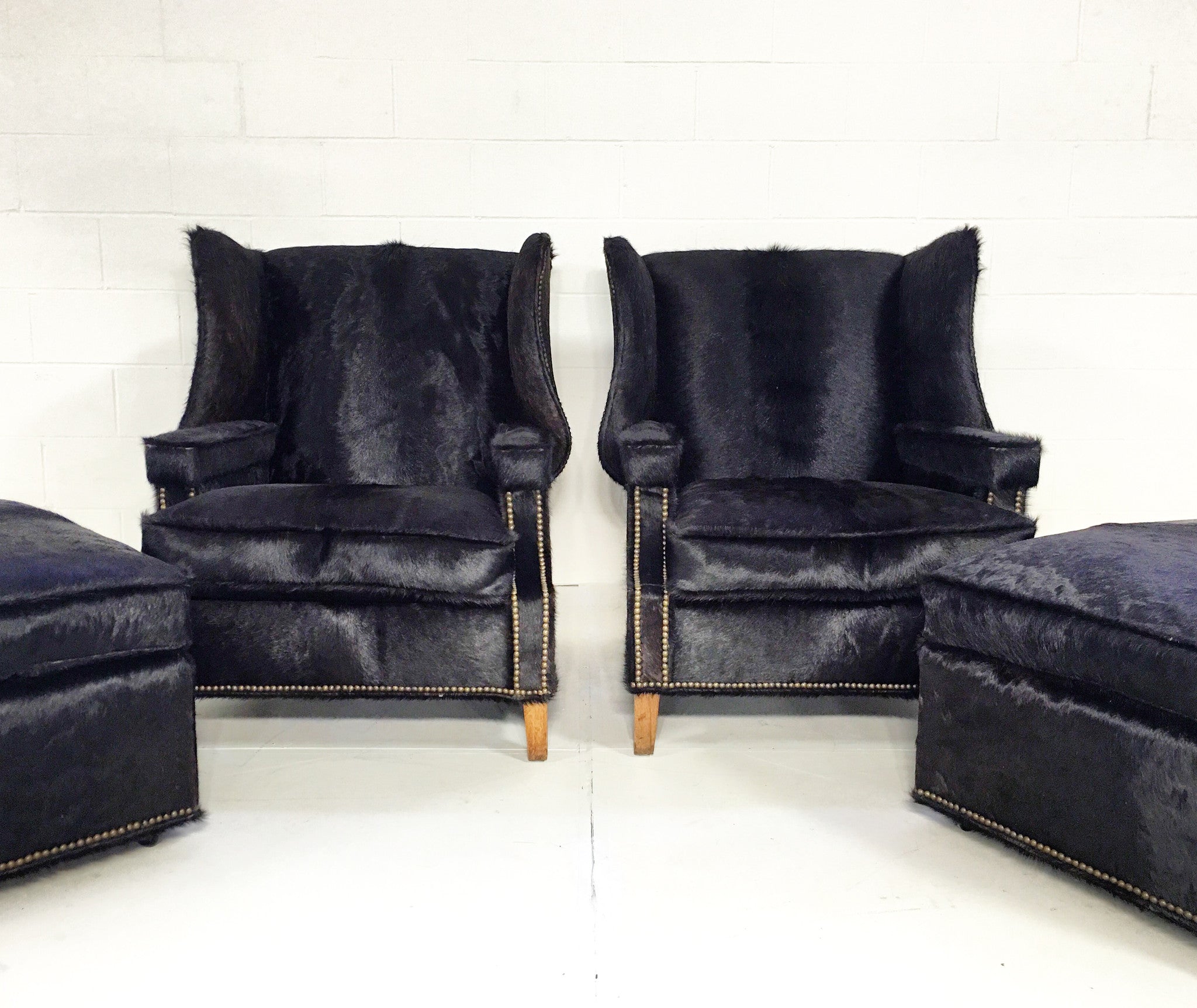 Wingbacks with Ottoman in Brazilian Cowhide, pair - FORSYTH