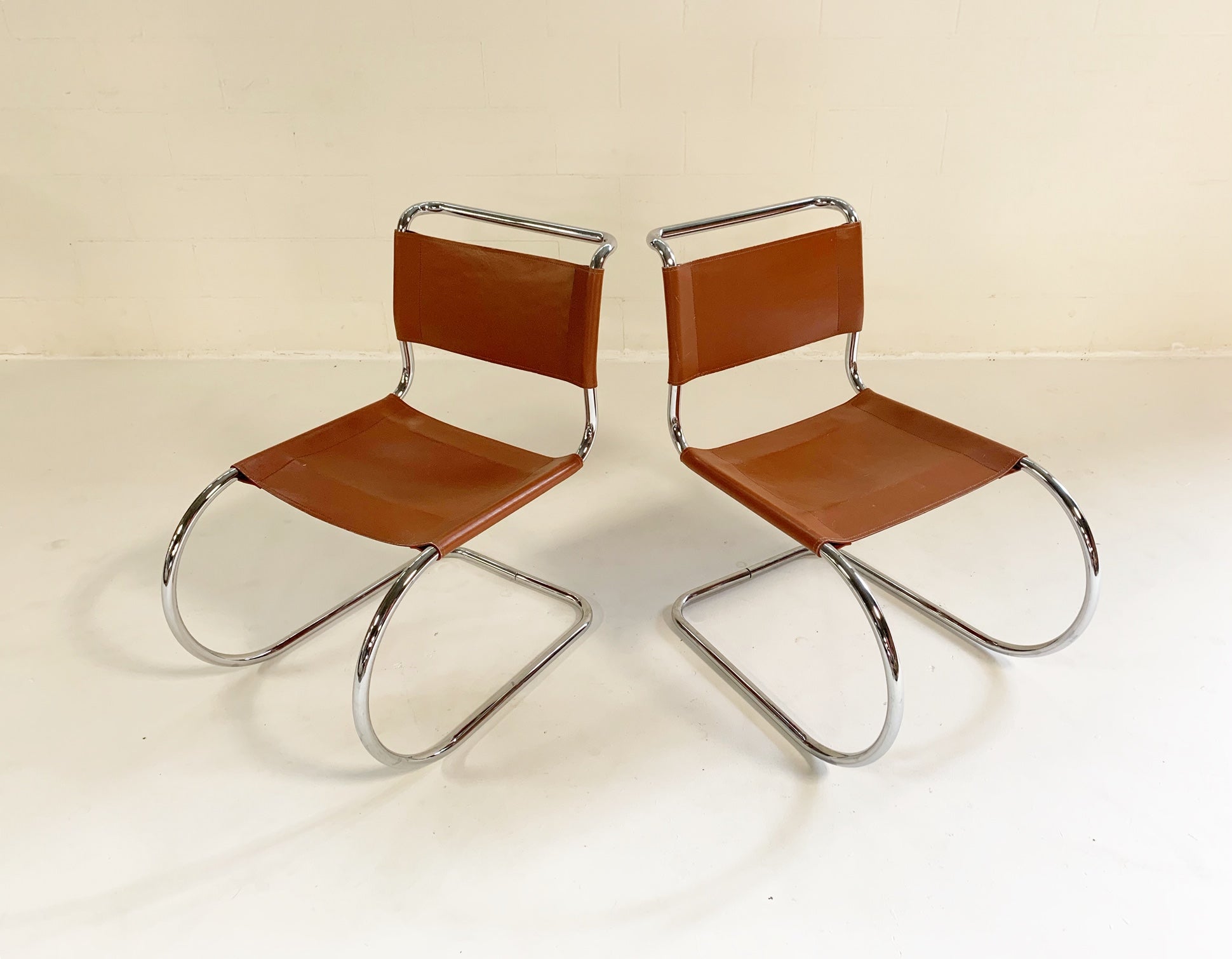 MR Chairs, pair - FORSYTH