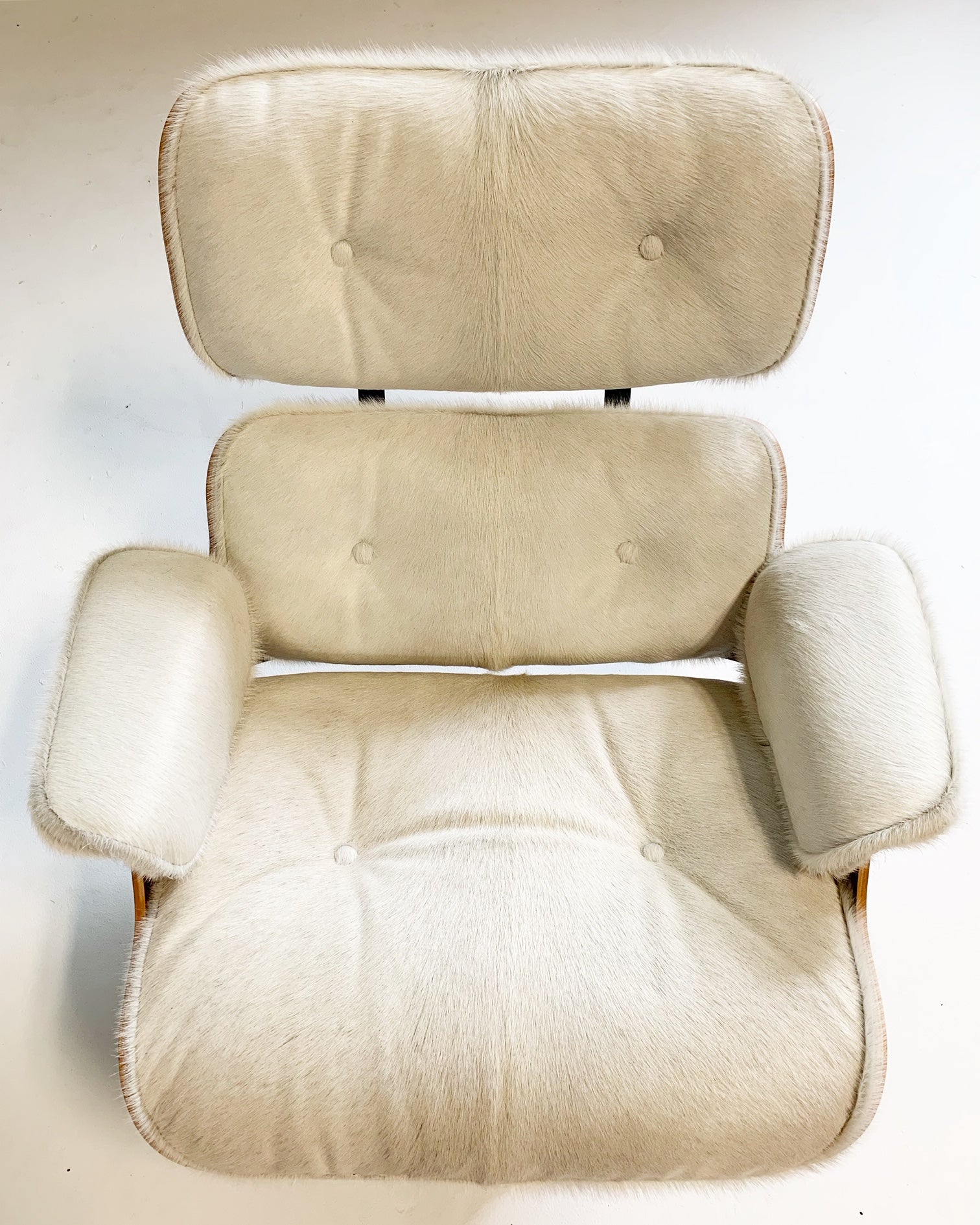 670 Lounge Chair and 671 Ottoman in Brazilian Cowhide - FORSYTH