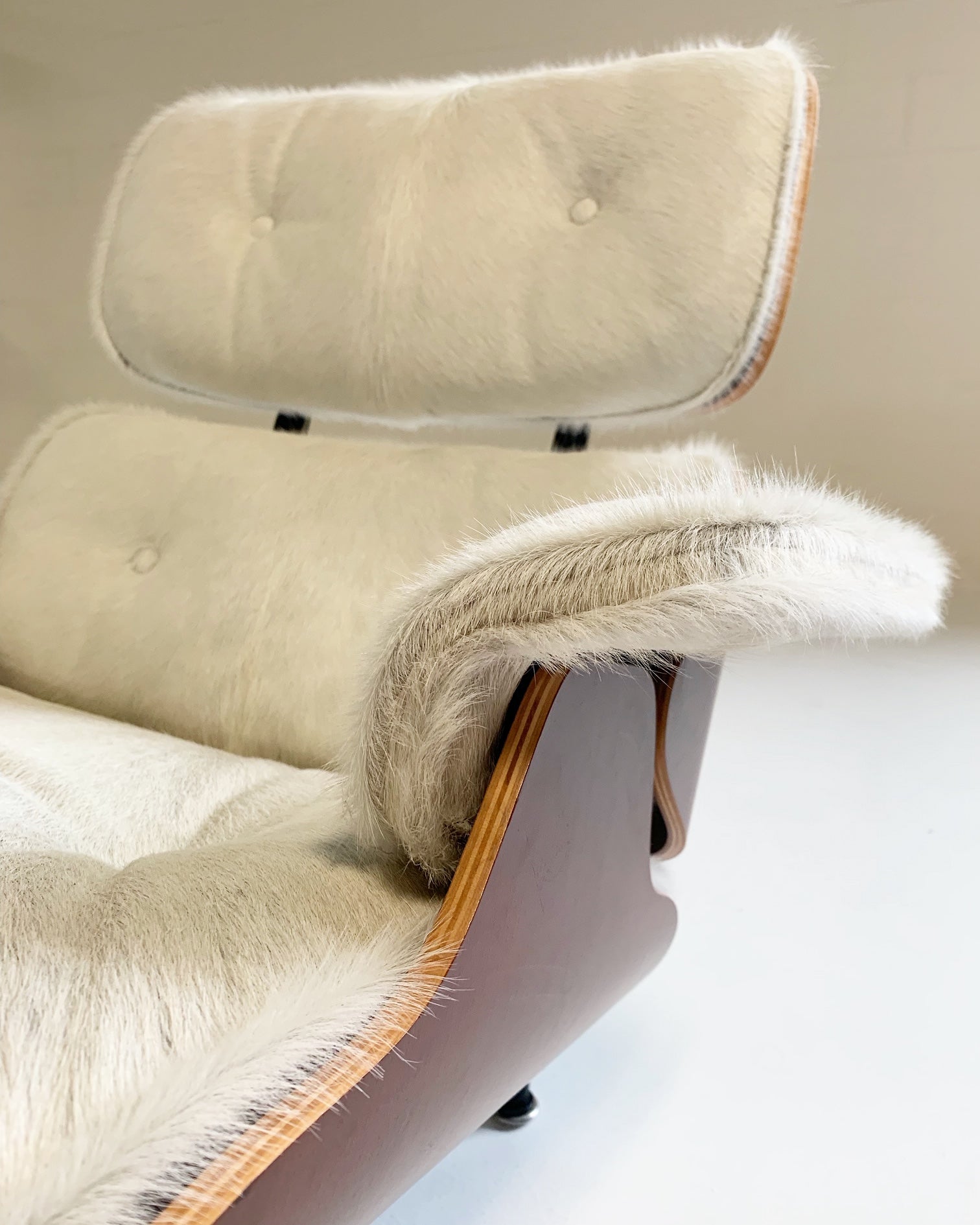 670 Lounge Chair and 671 Ottoman in Brazilian Cowhide - FORSYTH