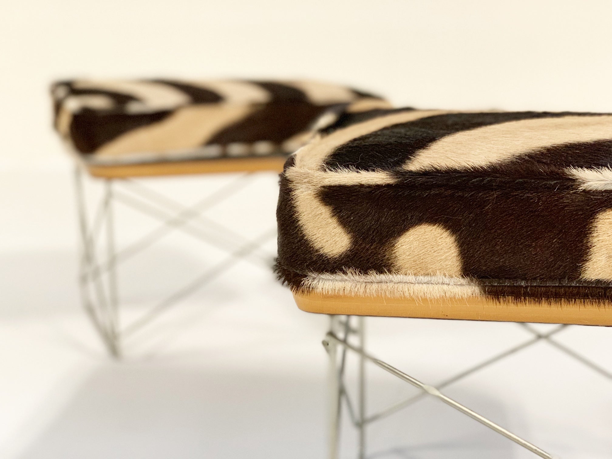 LTR Tables with Zebra Cushions, pair - FORSYTH