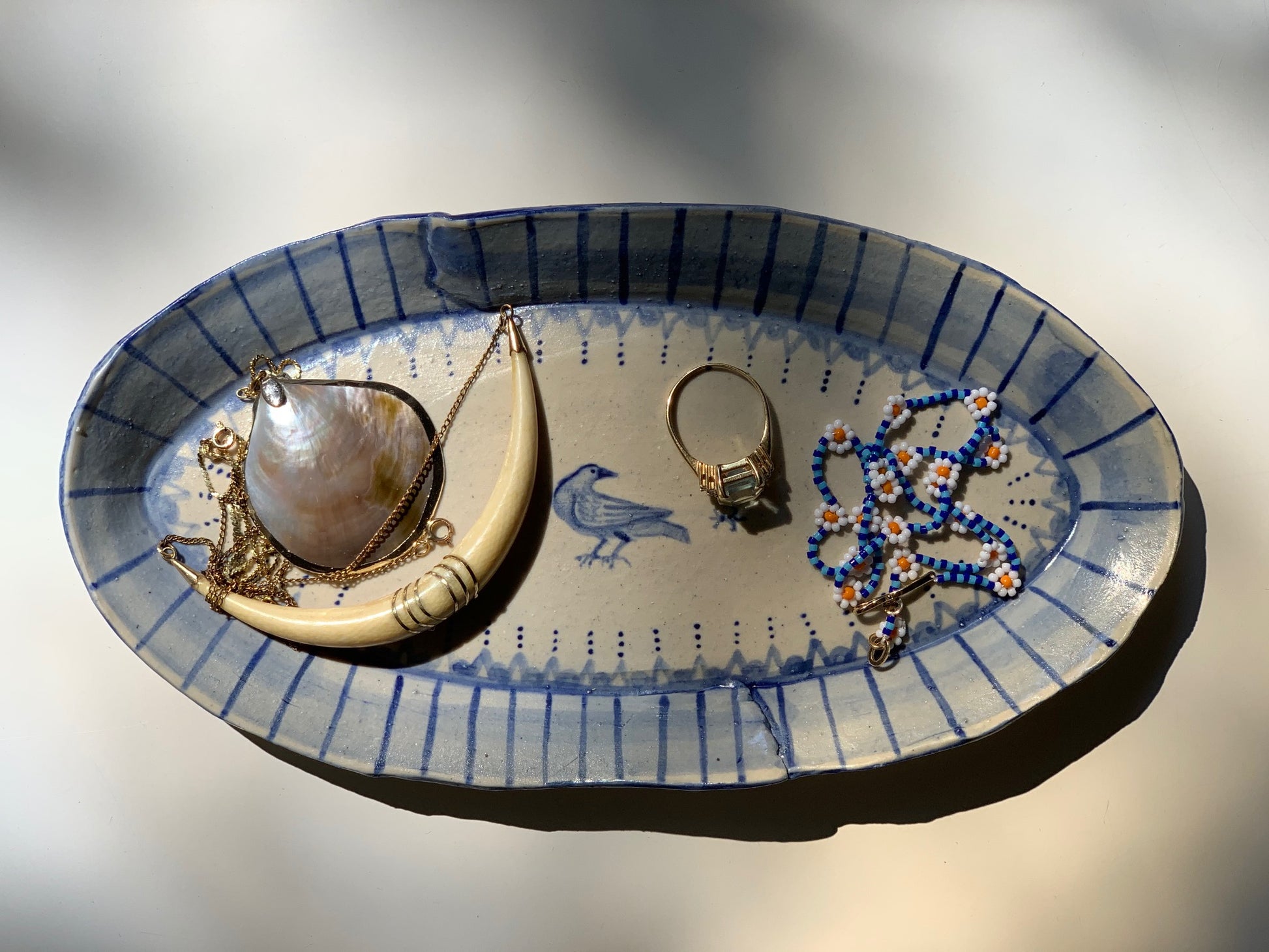 Raven Small Platter. - FORSYTH