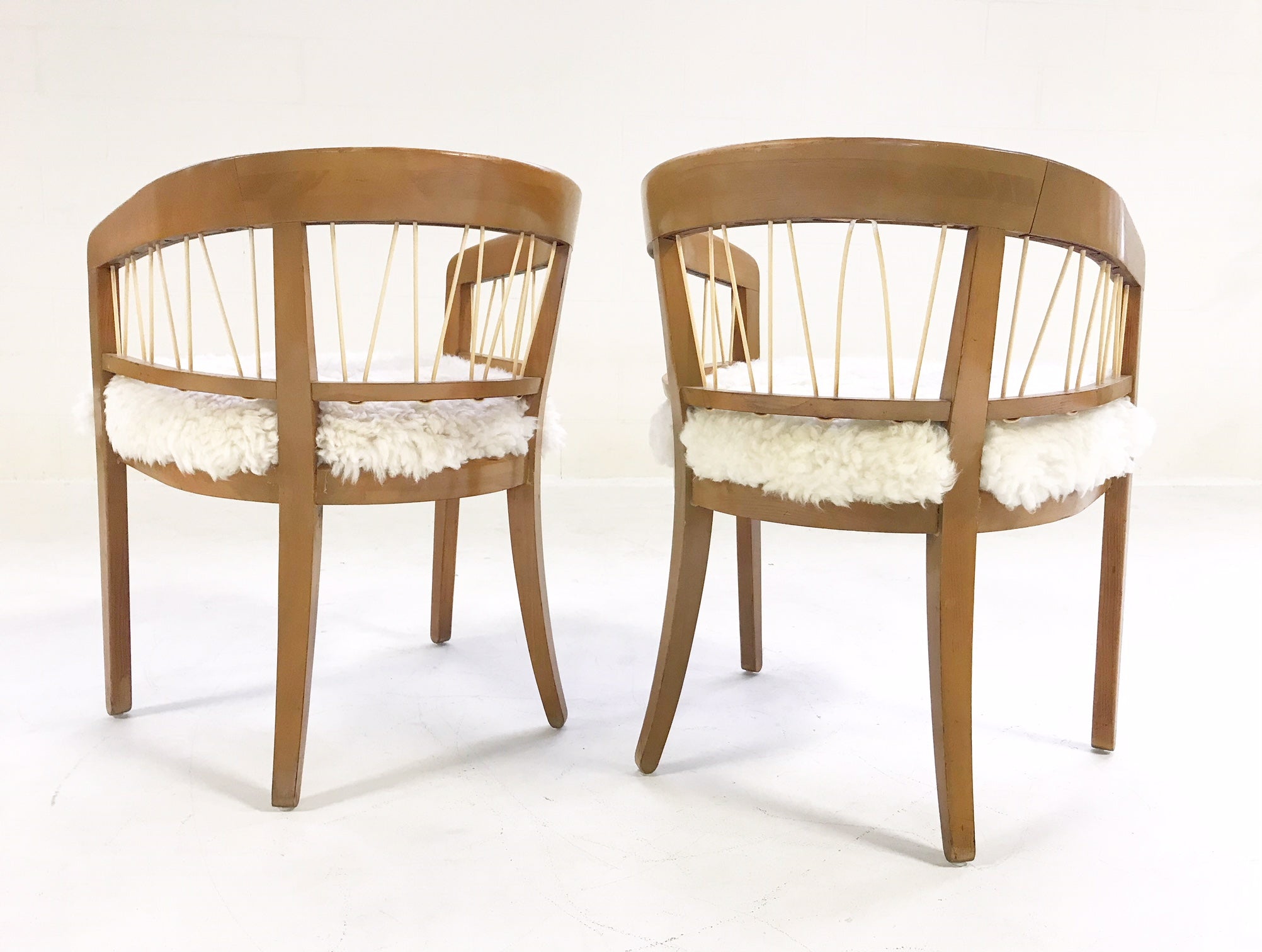 Armchairs in Brazilian Sheepskin, pair - FORSYTH