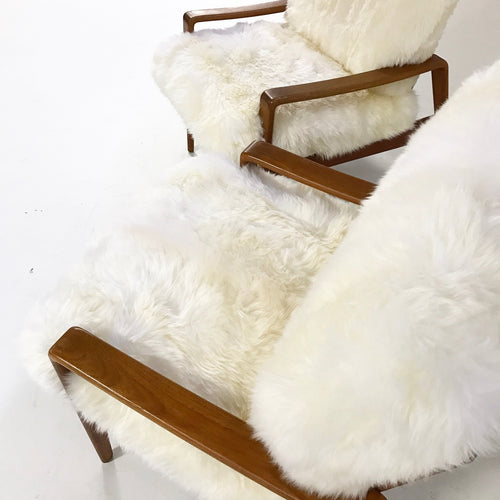 Lounge Chairs in New Zealand Sheepskin, pair - FORSYTH