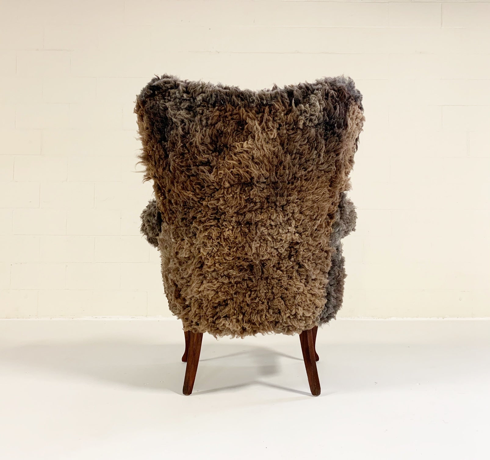 Wingback in California Sheepskin - FORSYTH