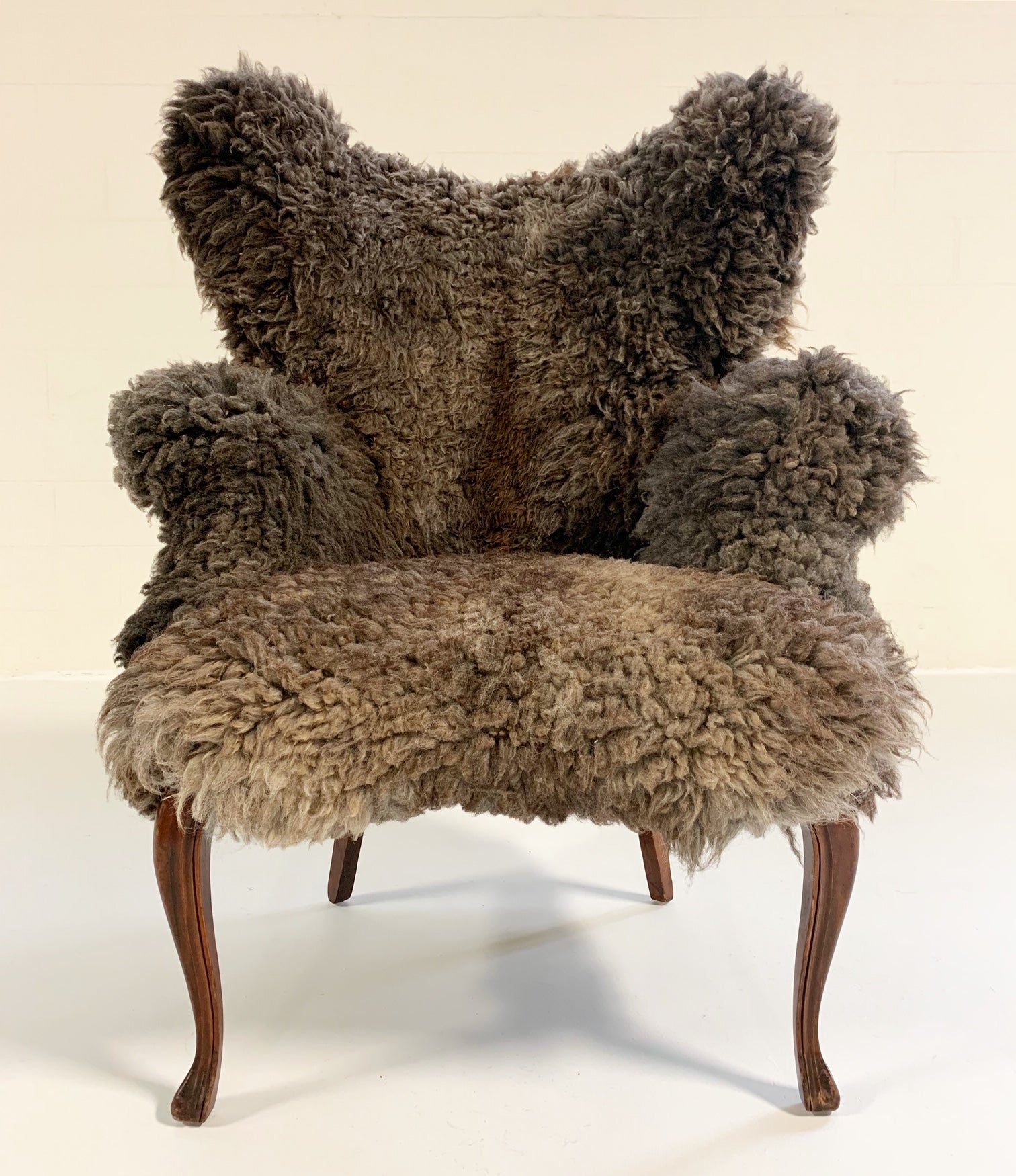 Wingback in California Sheepskin - FORSYTH