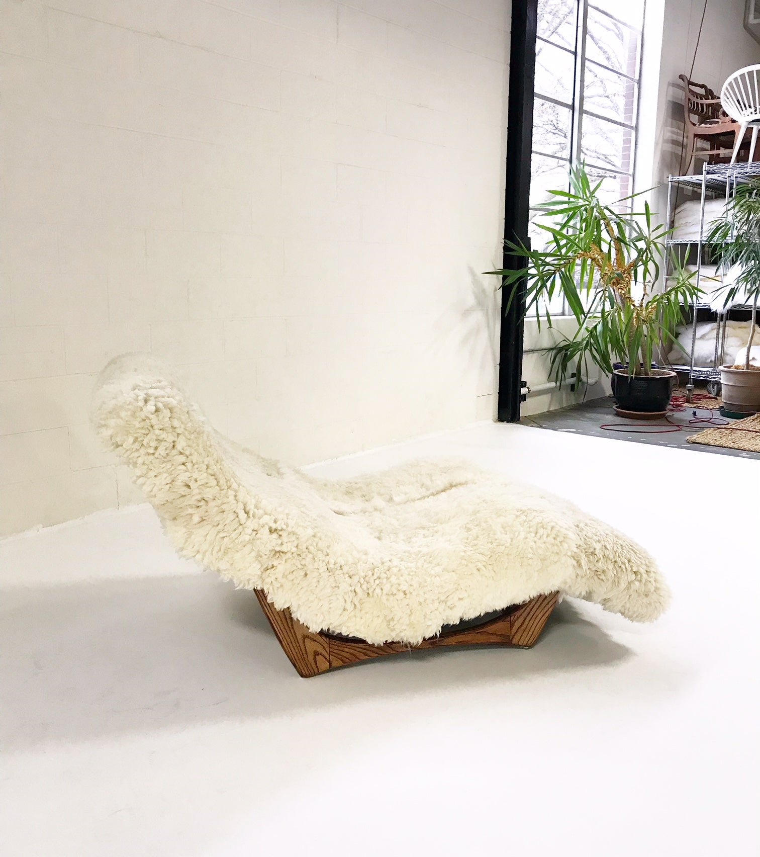 Wave Chaise Lounge in Brazilian Sheepskin - FORSYTH