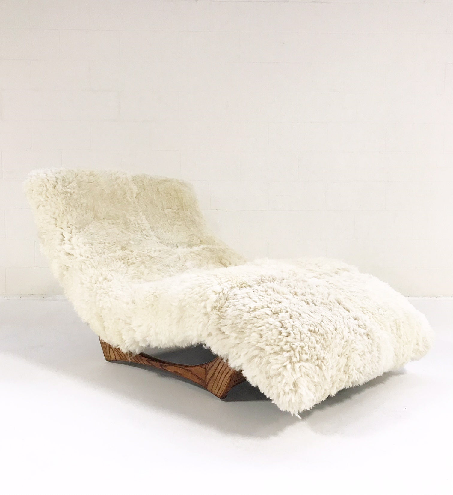 Wave Chaise Lounge in Brazilian Sheepskin - FORSYTH