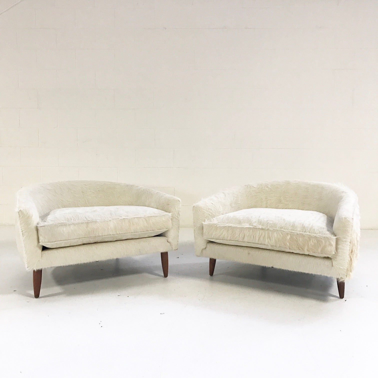 Cloud Chairs in Brazilian Cowhide, pair - FORSYTH