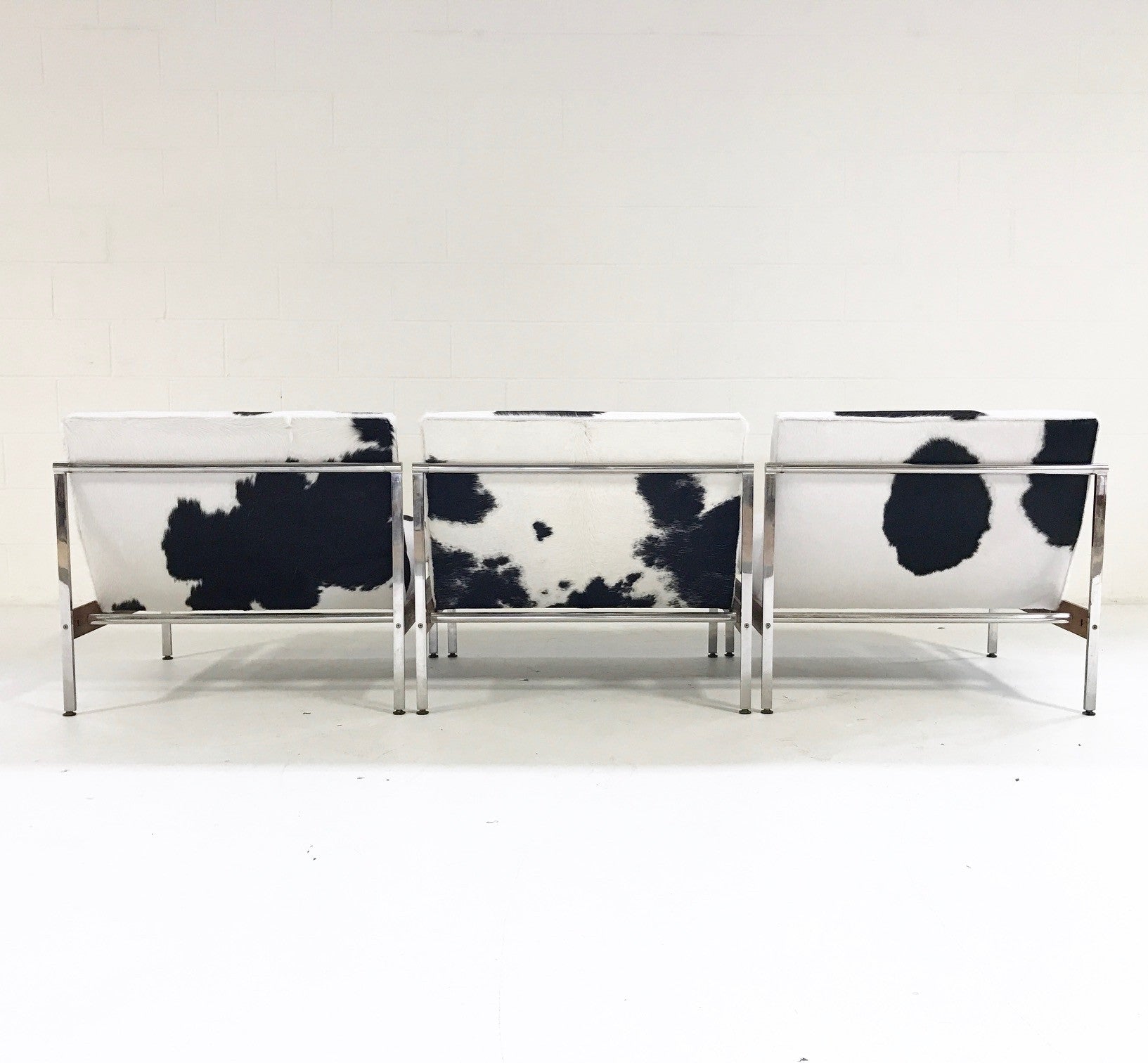 Lounge Chairs in Brazilian Cowhide, set of 3 - FORSYTH