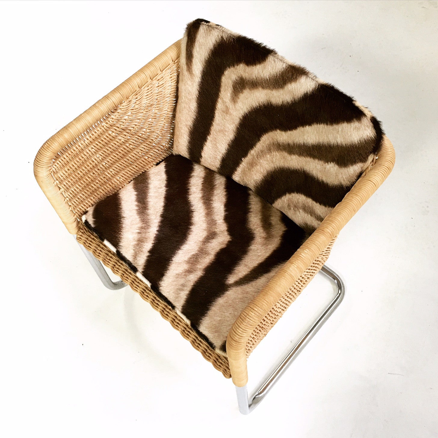 Wicker Chair with Zebra Cushions - FORSYTH