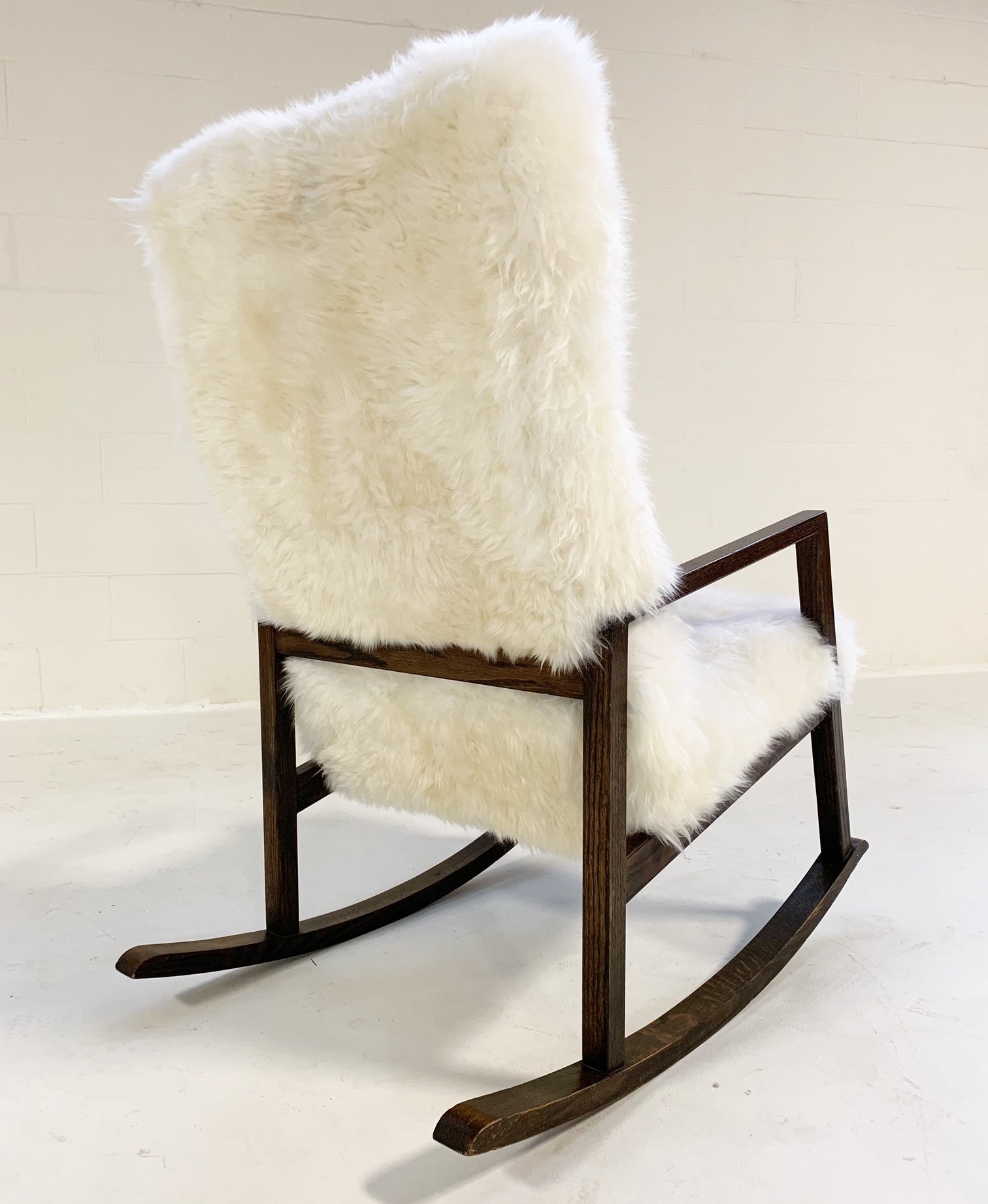 Rocking Chair in Brazilian Sheepskin - FORSYTH
