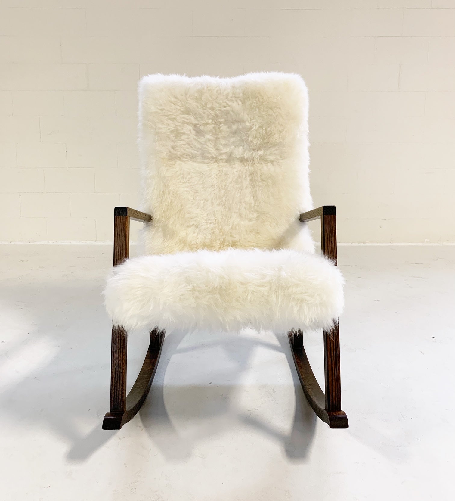 Rocking Chair in Brazilian Sheepskin - FORSYTH